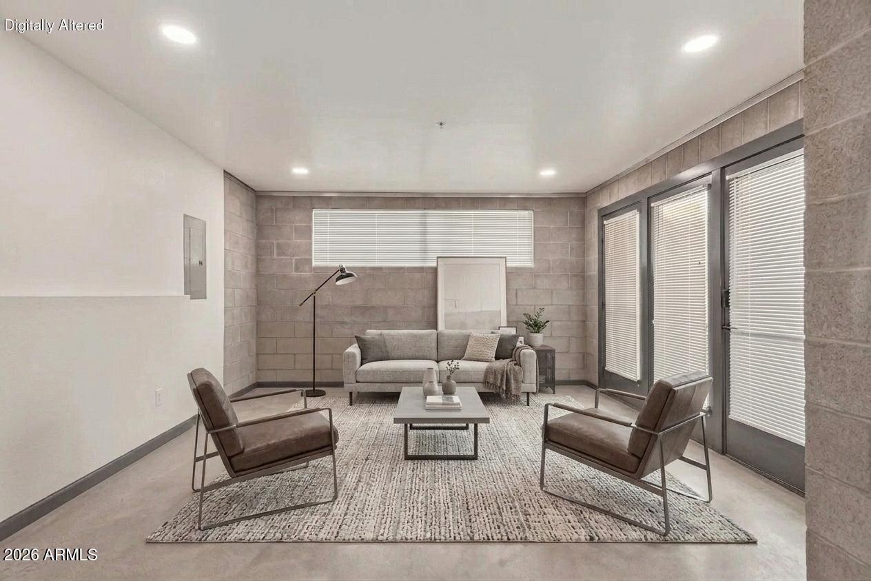 129 N 11th Avenue Apt 1B