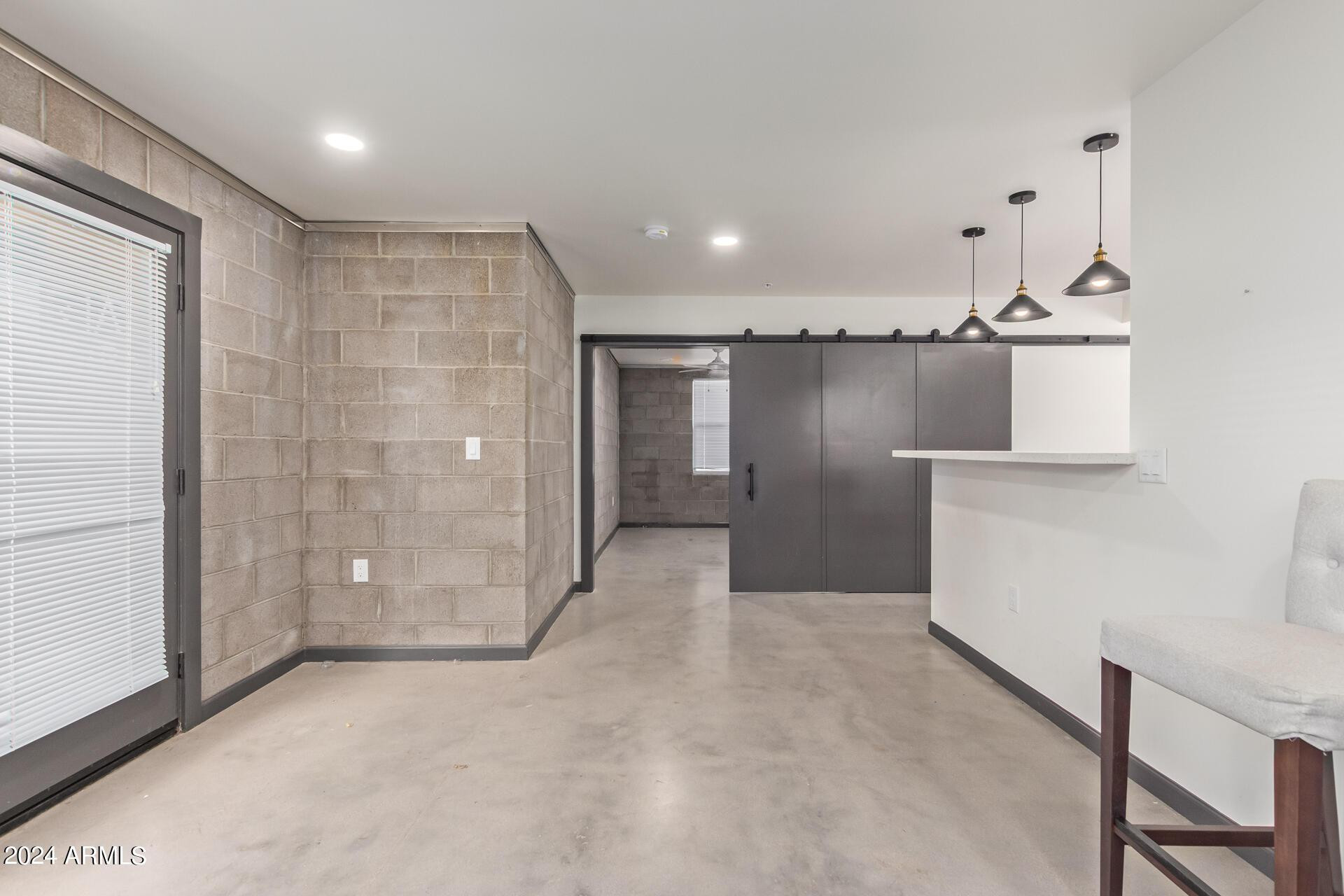 129 N 11th Avenue Apt 1B