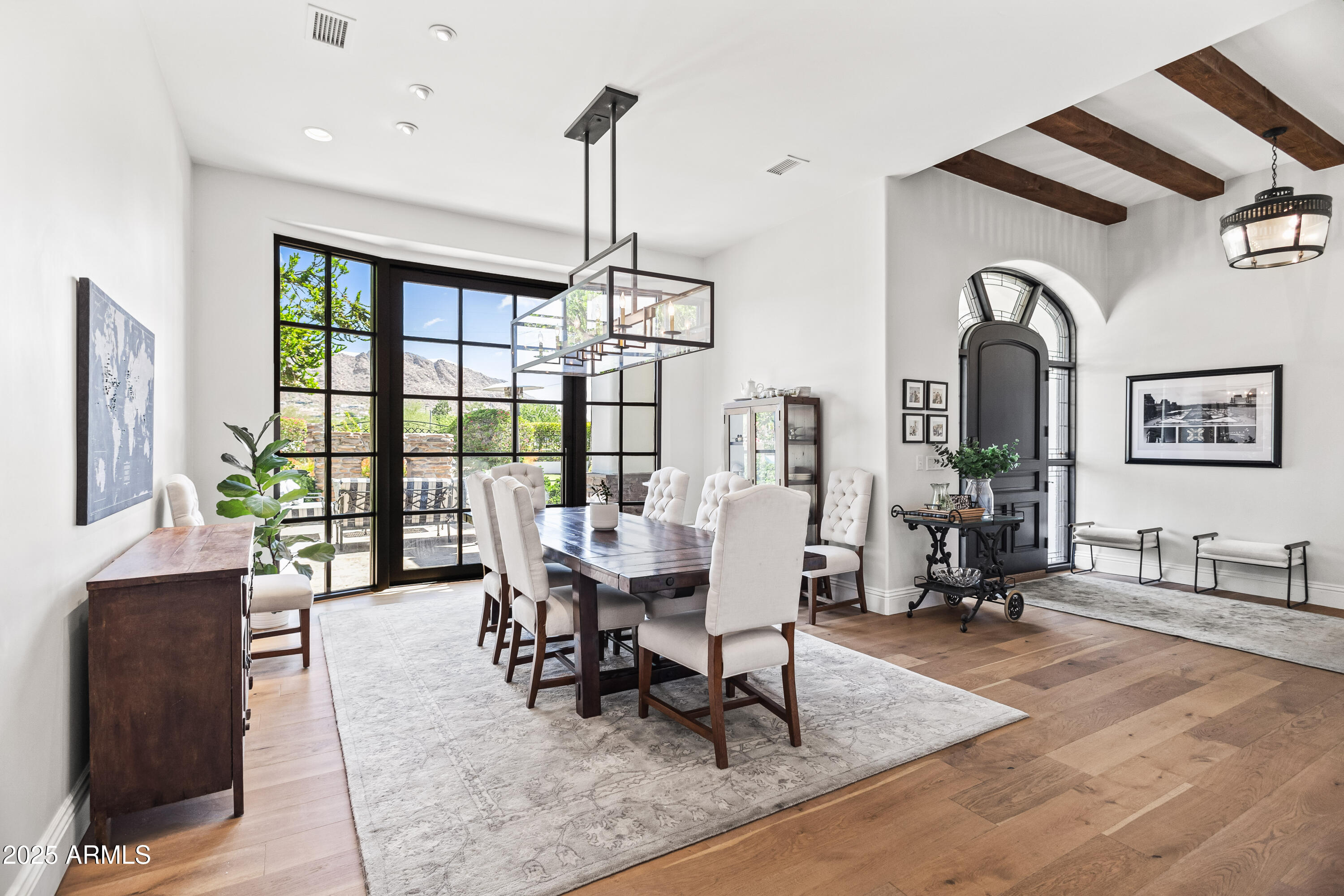 5051 E LAFAYETTE Boulevard