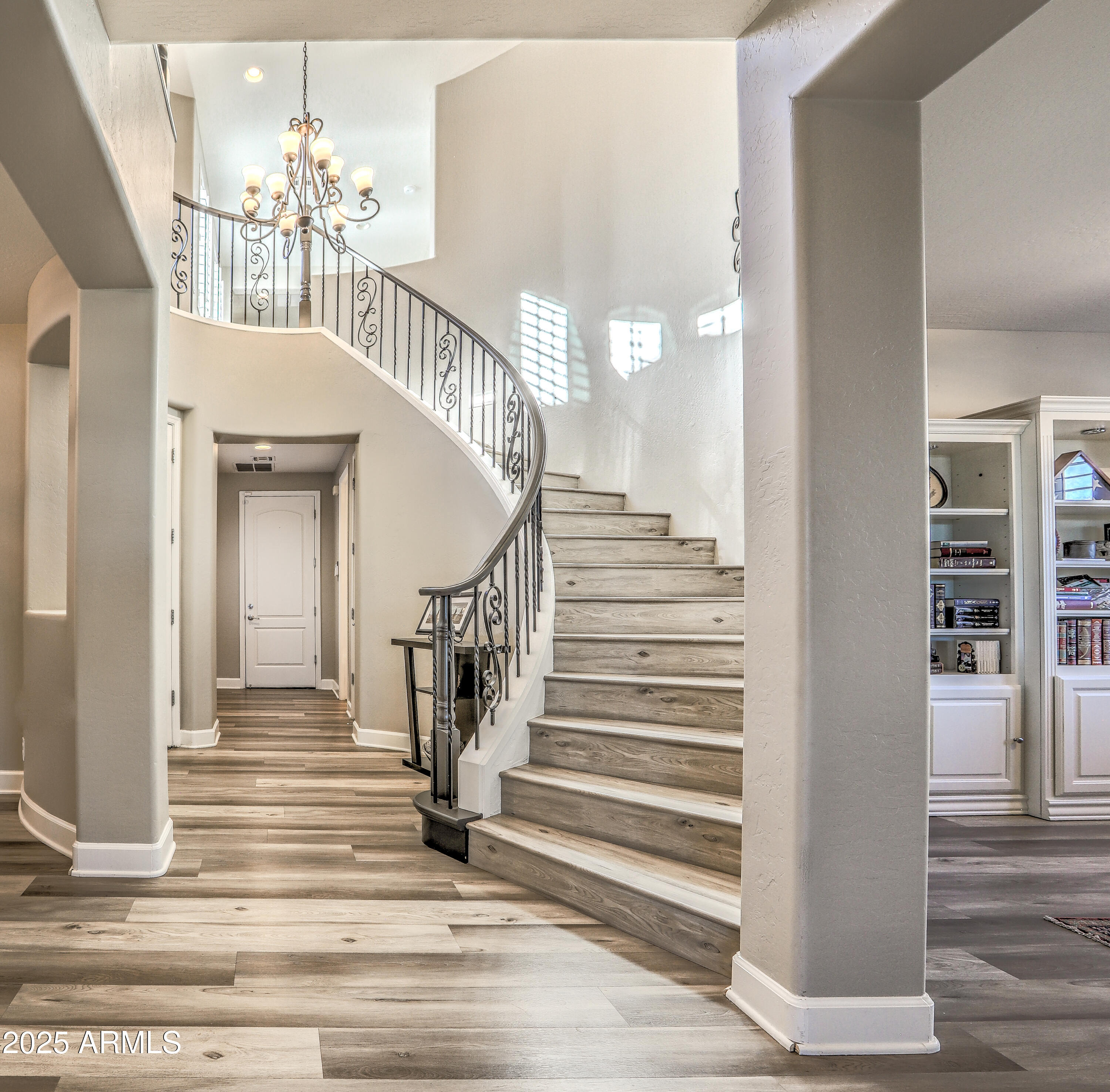 21621 N 39TH Terrace