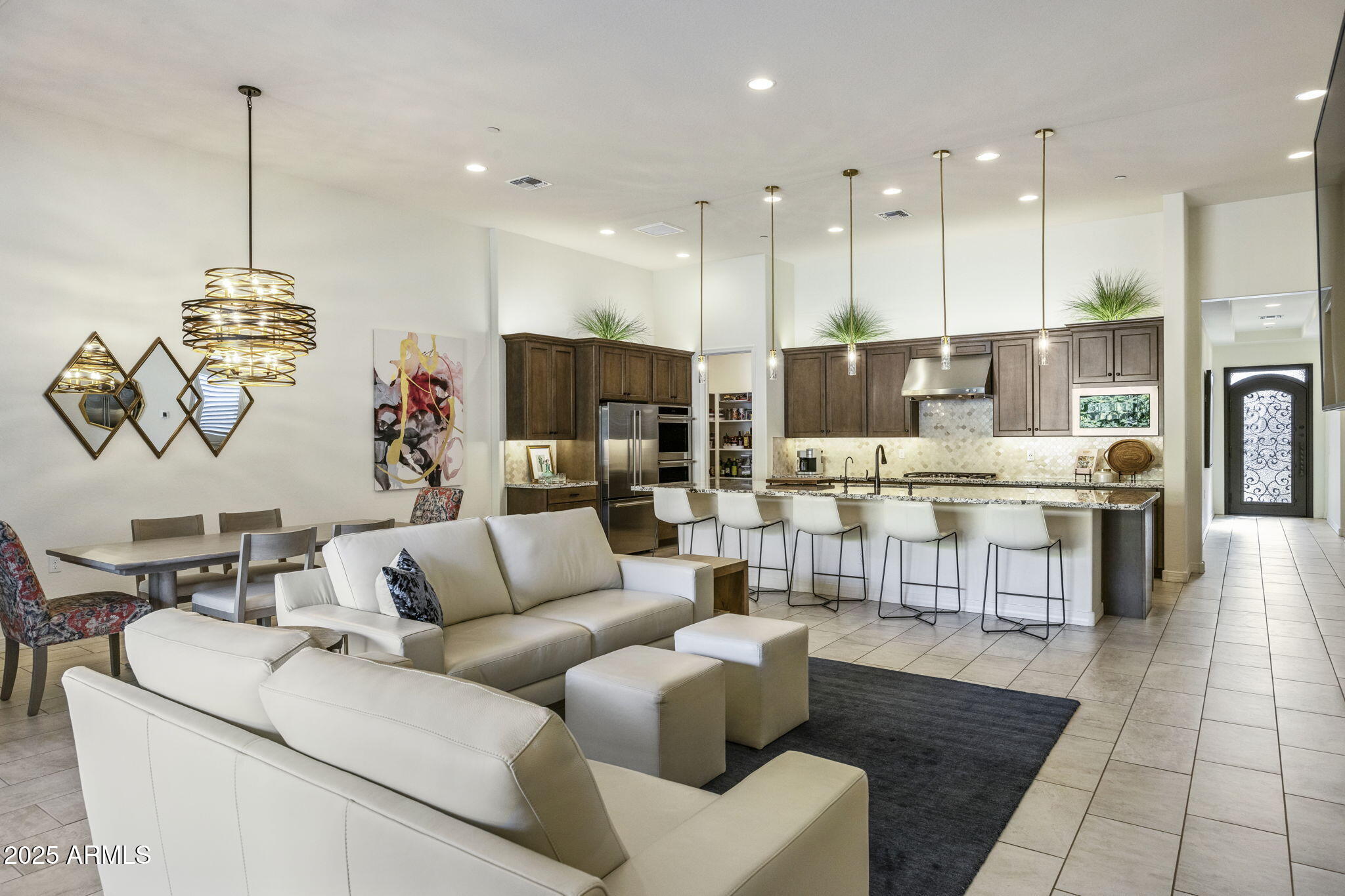 7246 E CAMINO SALIDA DEL SOL --