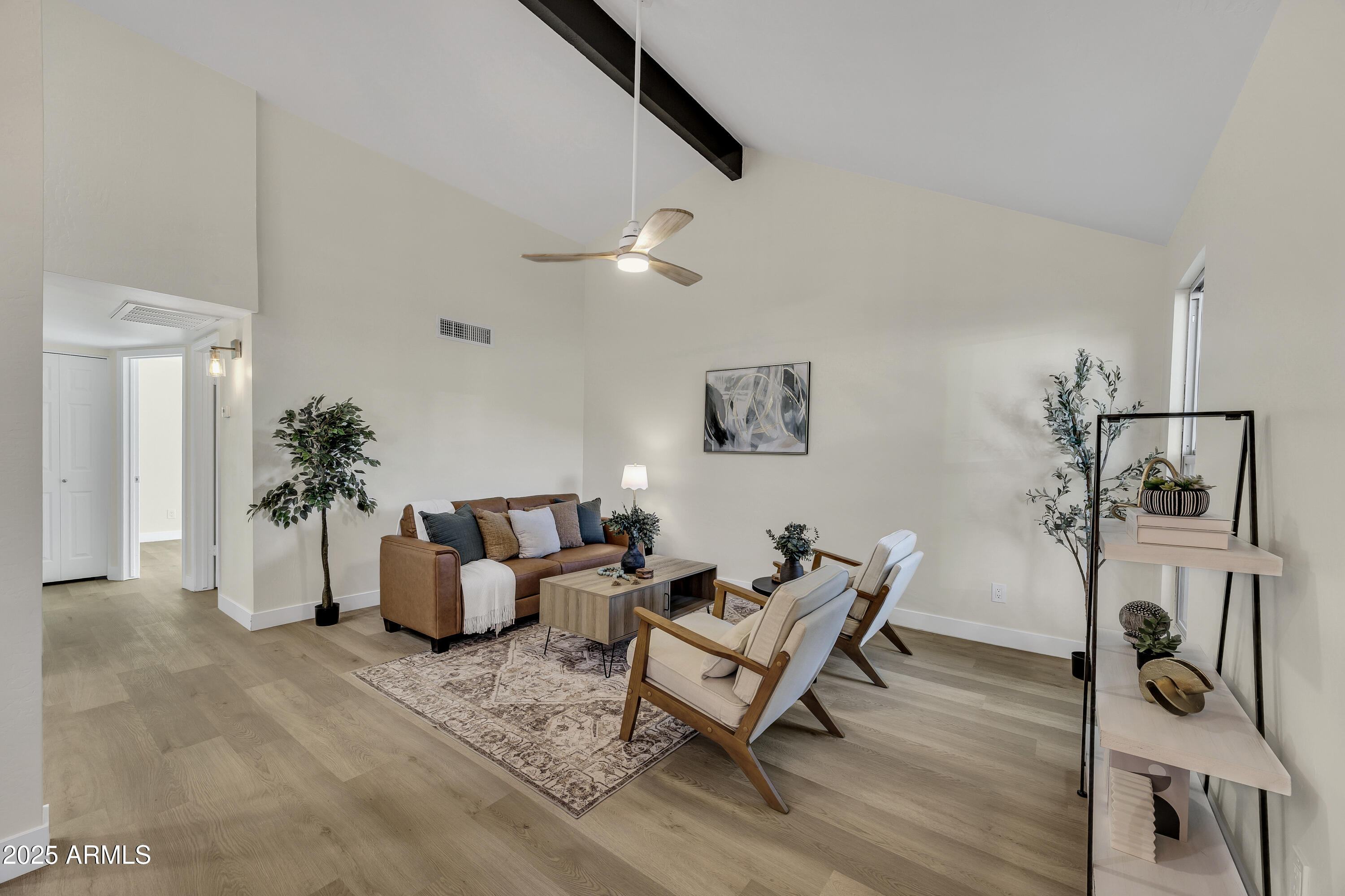 1180 E BELMONT Avenue