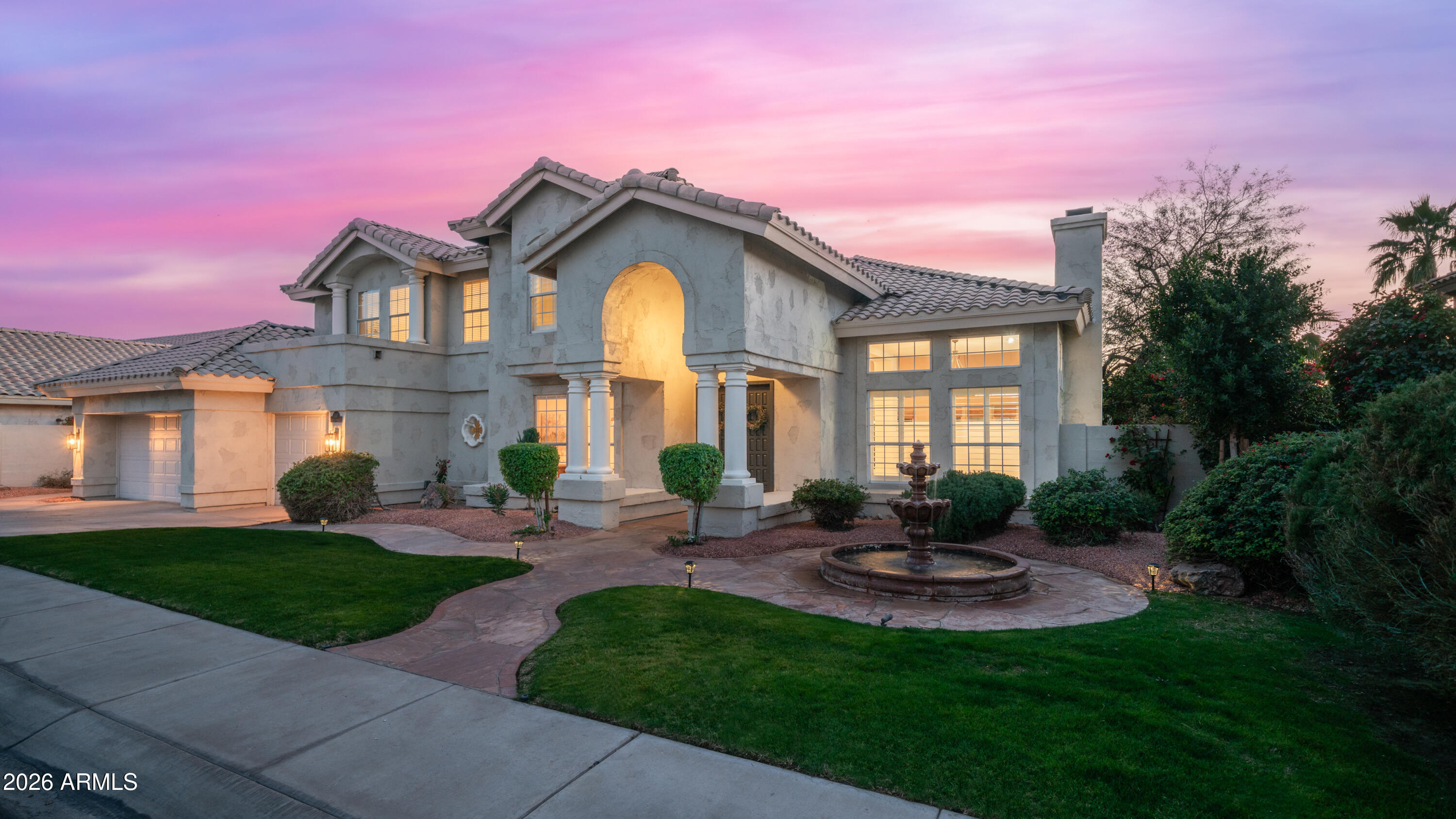 1467 E AMBERWOOD Drive