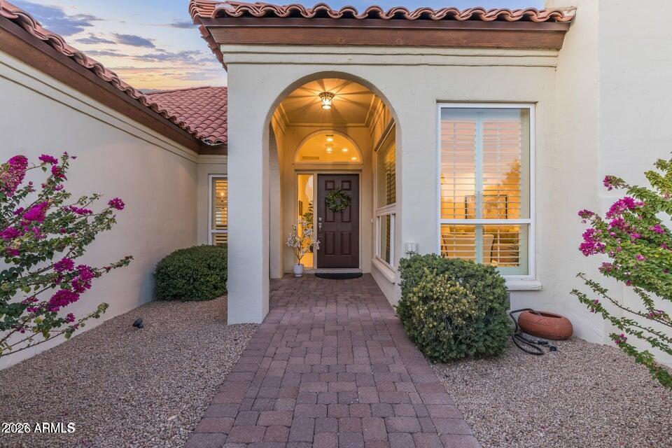 2514 E MONTEBELLO Avenue