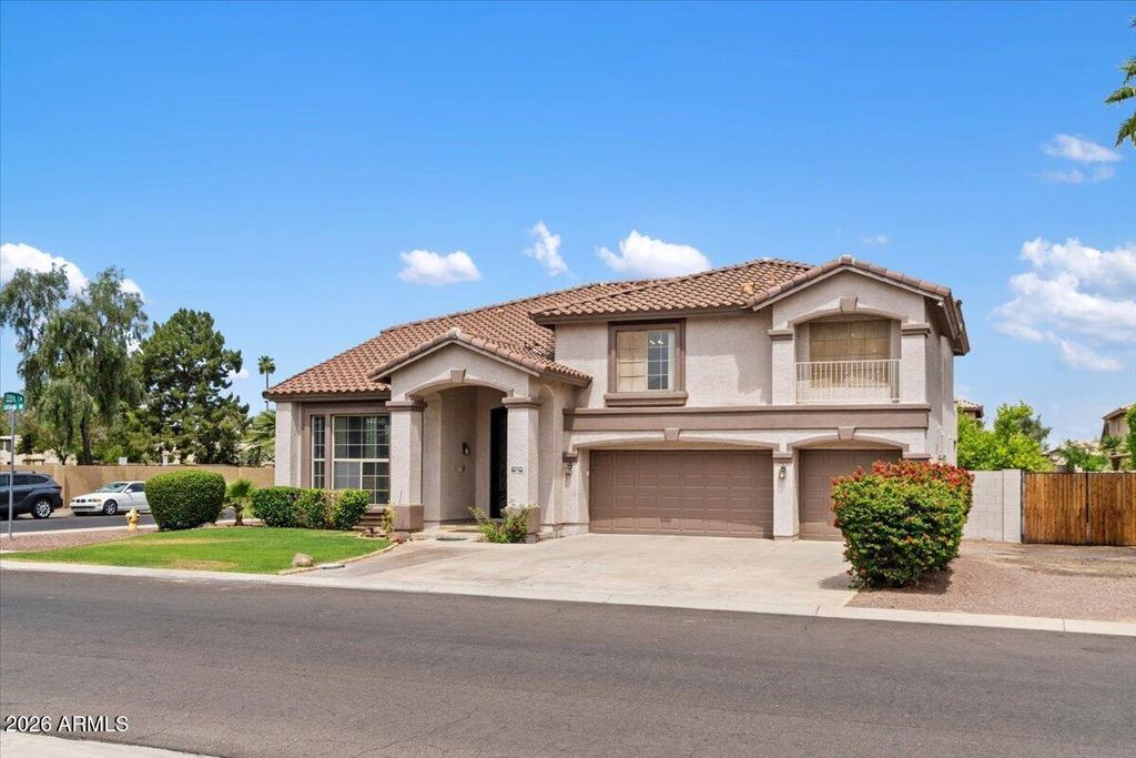 Photo of 13030 W Luchana Drive, Litchfield Park, AZ 85340 (MLS # 7013095)