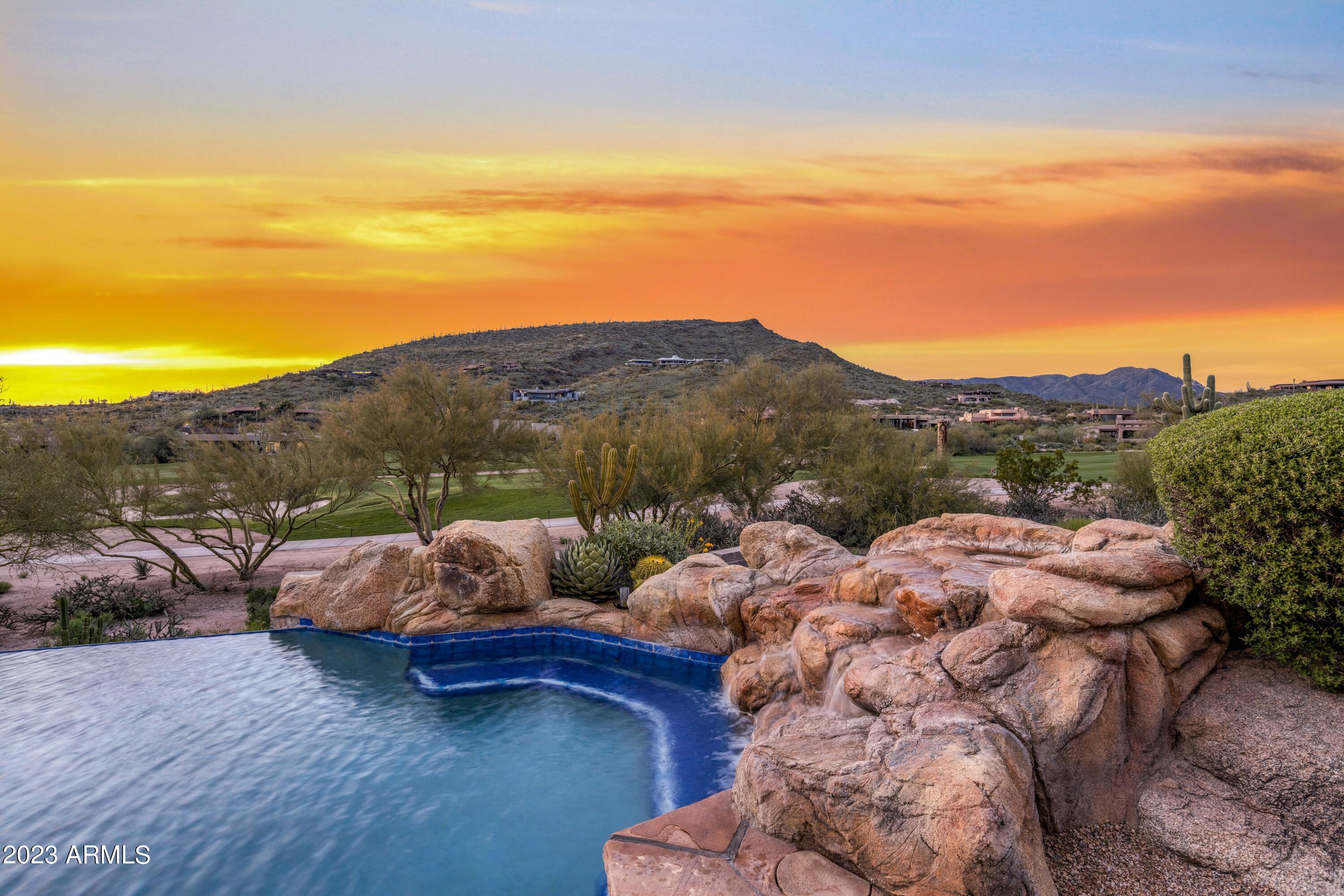 DESERT MOUNTAIN - Residential