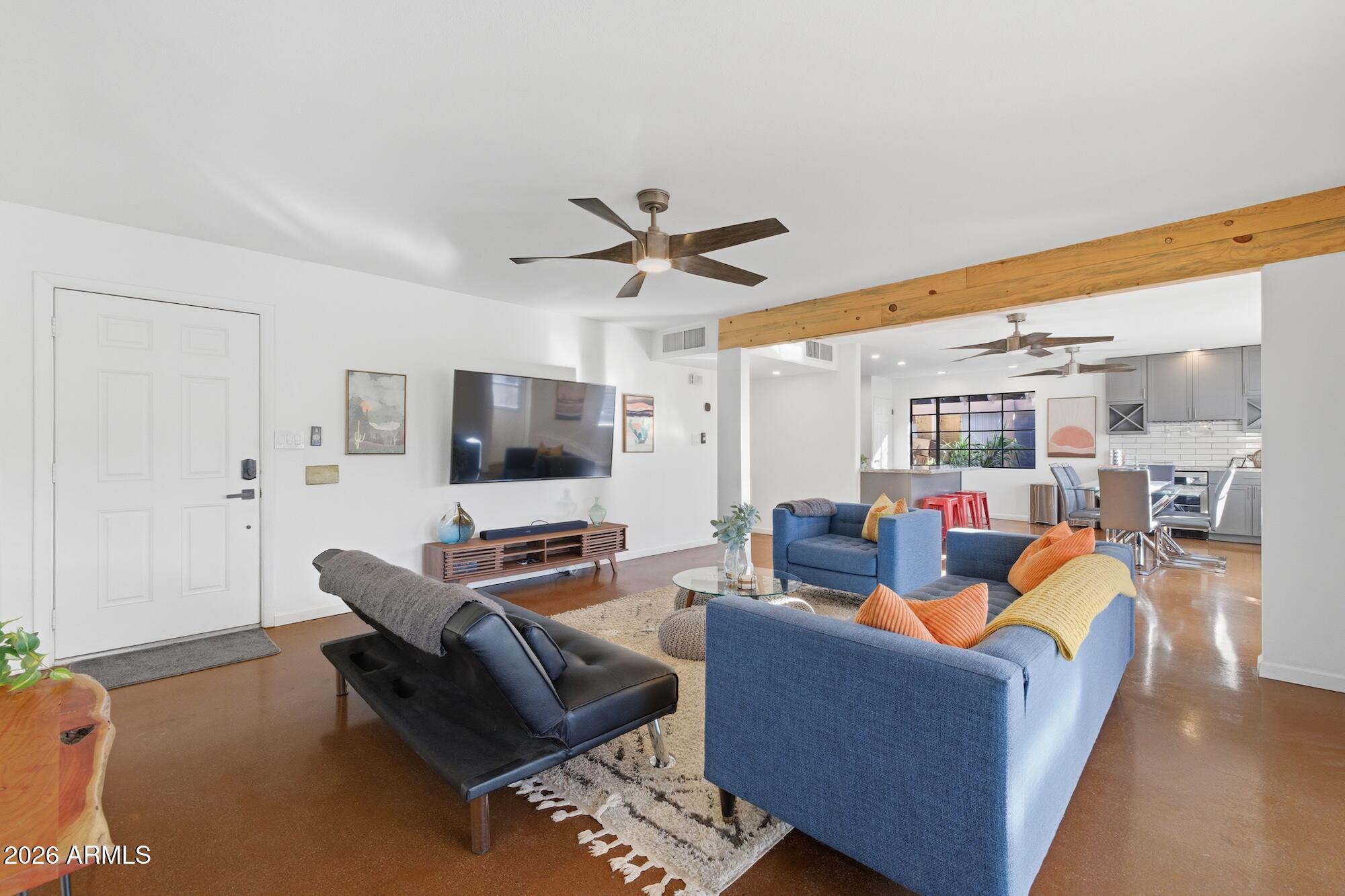 8335 E WELDON Avenue