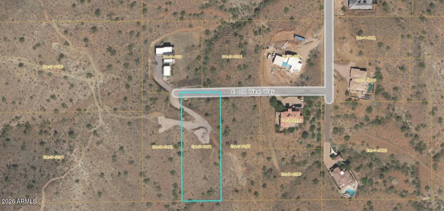 517 E OLD WEST Way -