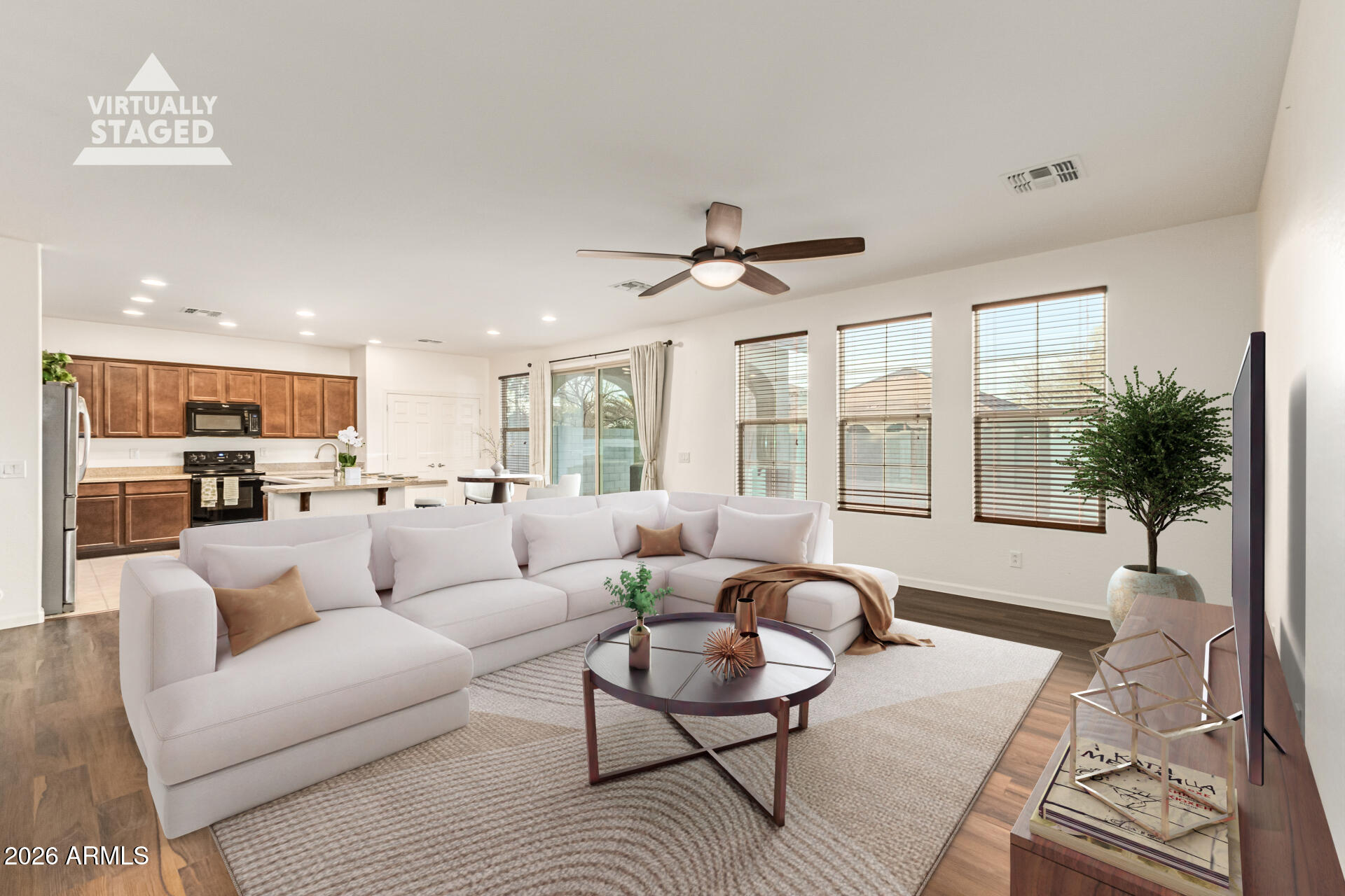 2874 E ISAIAH Avenue