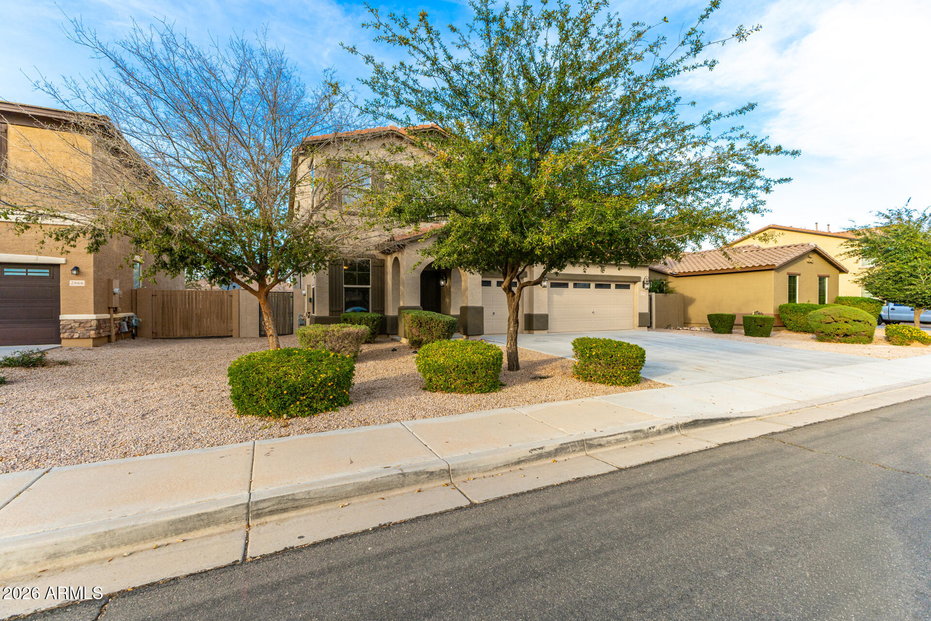 2874 E ISAIAH Avenue