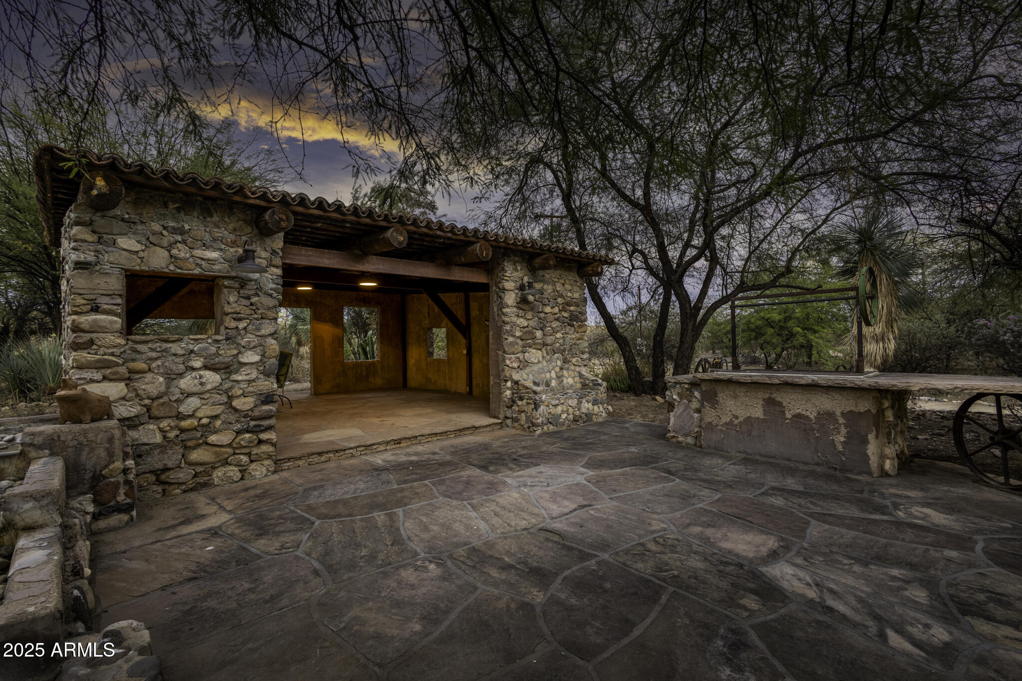 Lazy RC Ranch, Historic Brill Ranch on the Hassayampa River, Bordering the Nature Conservancy - Residential