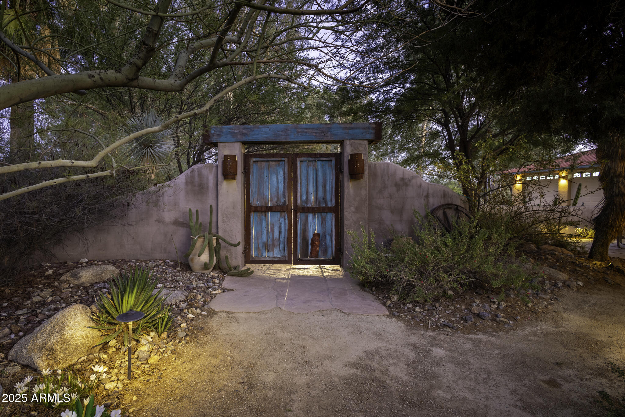 Lazy RC Ranch, Historic Brill Ranch on the Hassayampa River, Bordering the Nature Conservancy - Residential