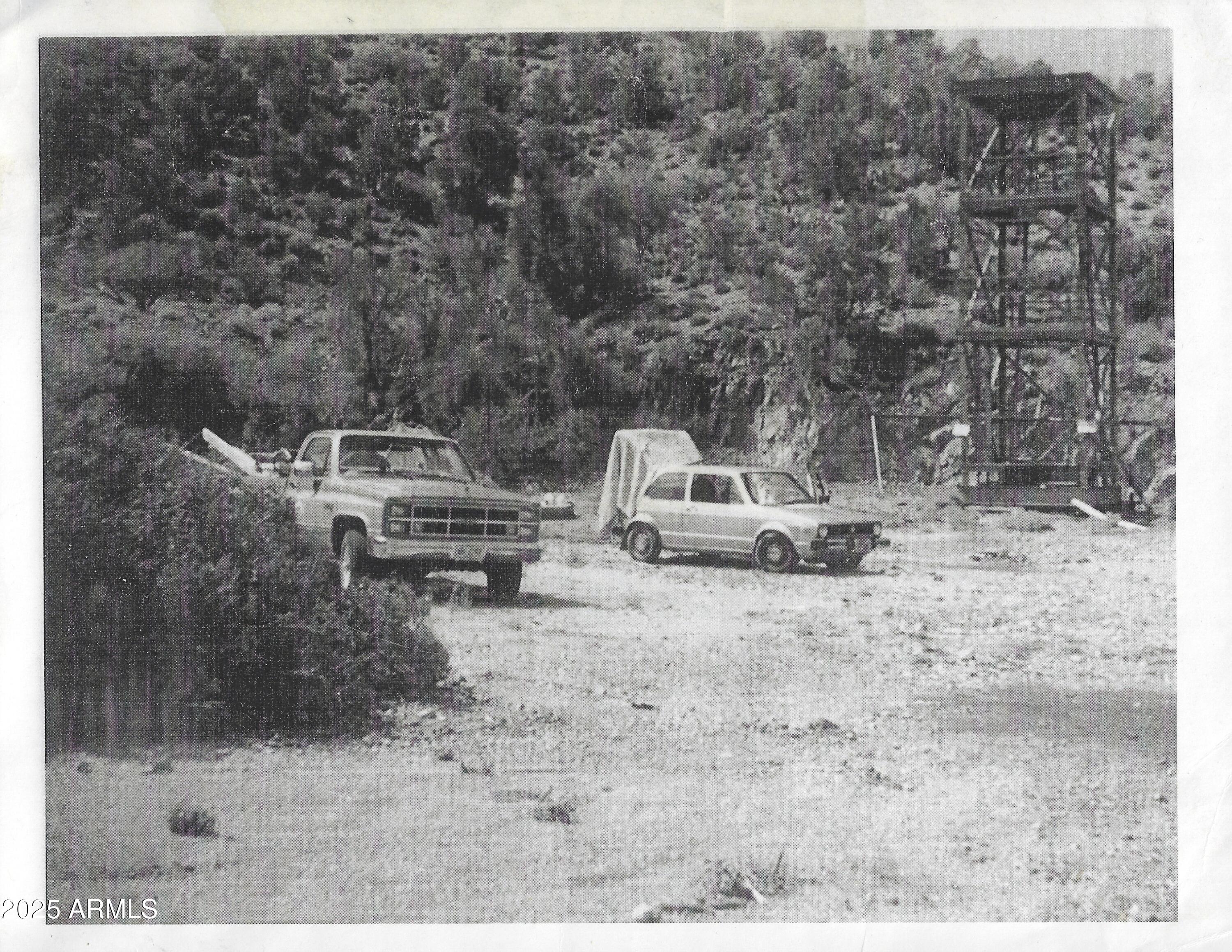 - Hackberry Mine Mohave County -- -