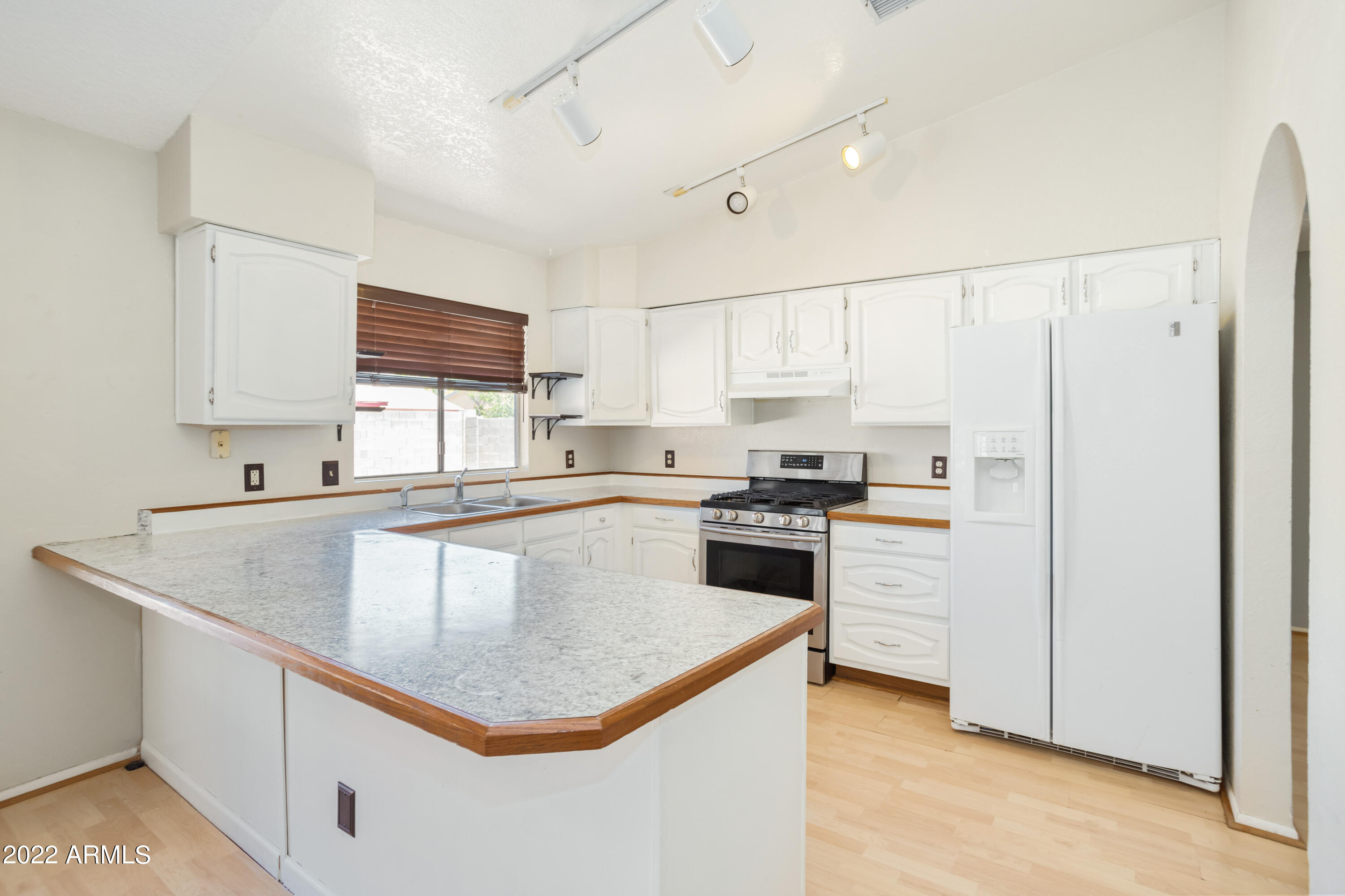 SHADOW RIDGE - Residential