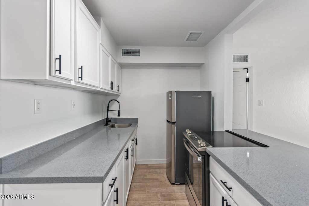Photo of 1647 W Garfield Street, Phoenix, AZ 85007 (MLS # 7052276)