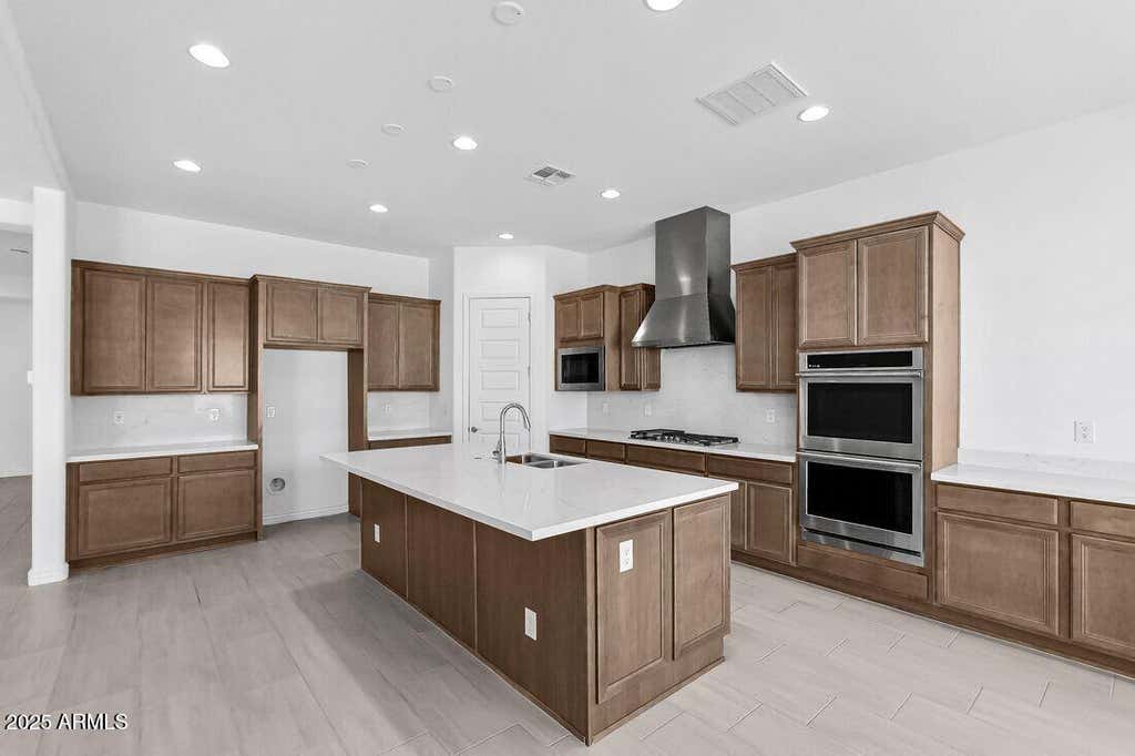 Photo of 7632 W Remuda Drive, Peoria, AZ 85383 (MLS # 7046687)