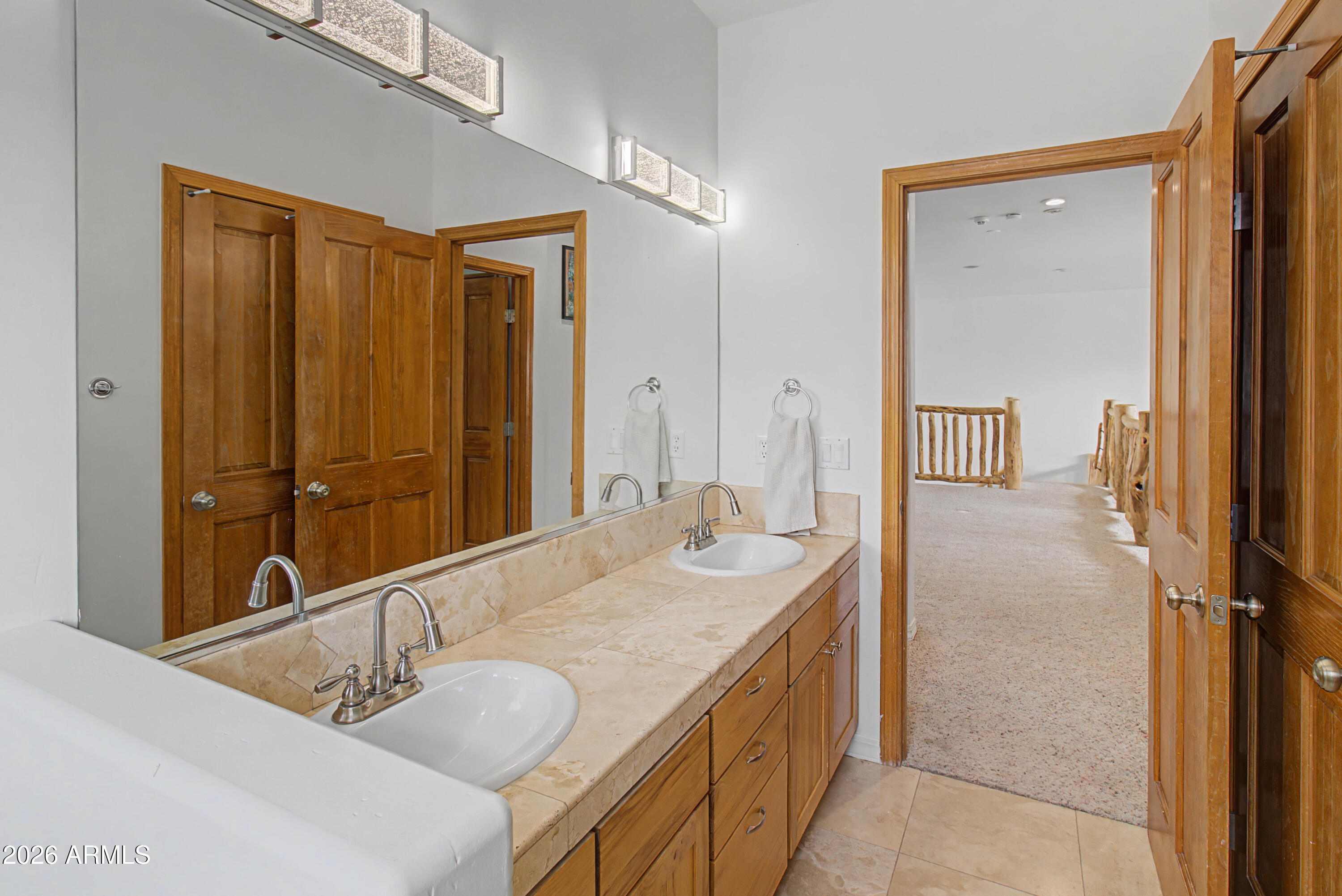AMBERWOOD - Residential