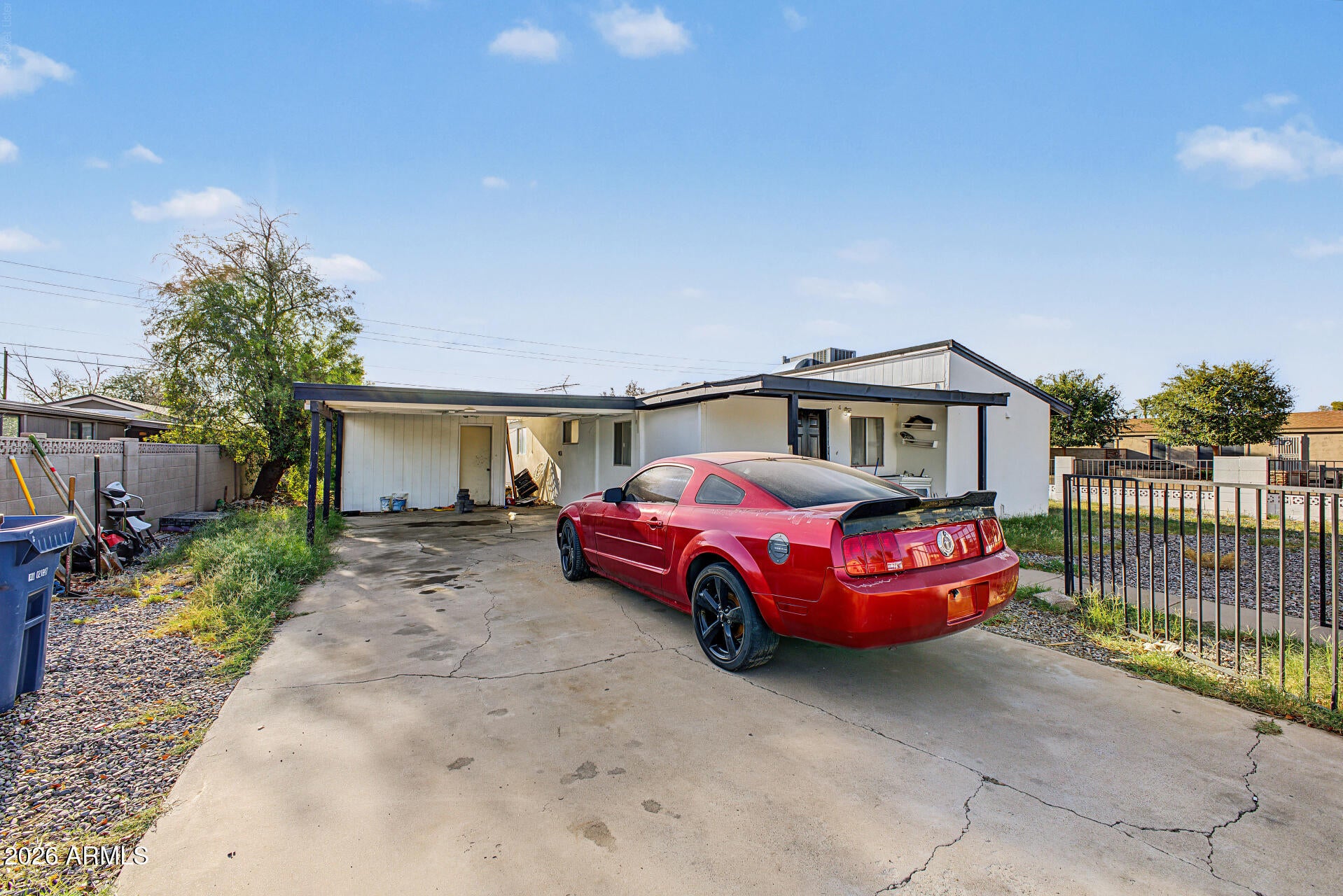 2162 N SPRING --