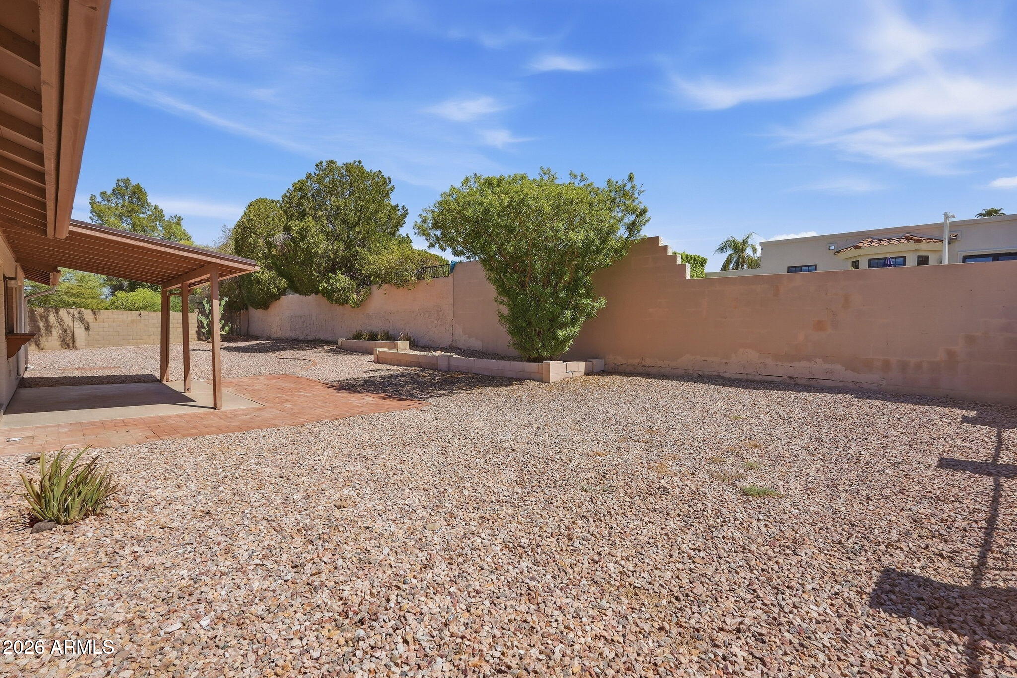 852 E ACAPULCO Lane
