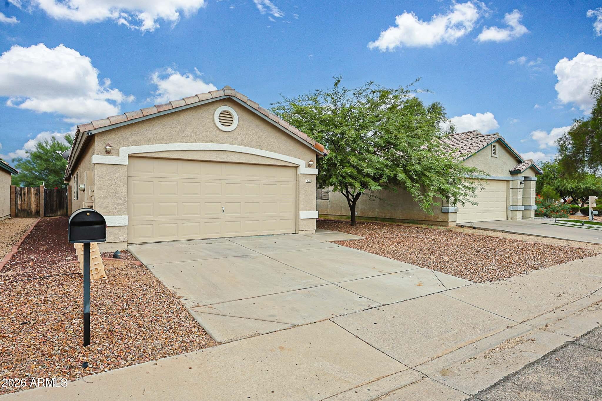 4530 N 84TH Avenue