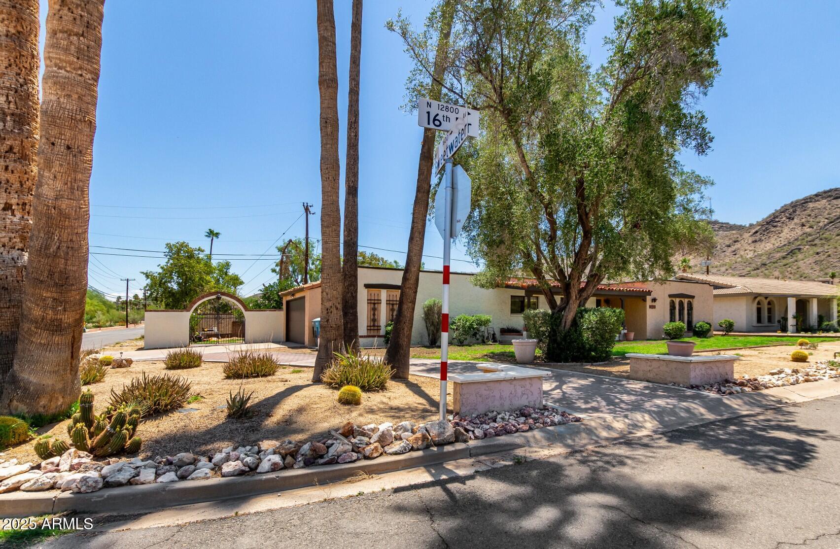 12835 N 16TH Drive