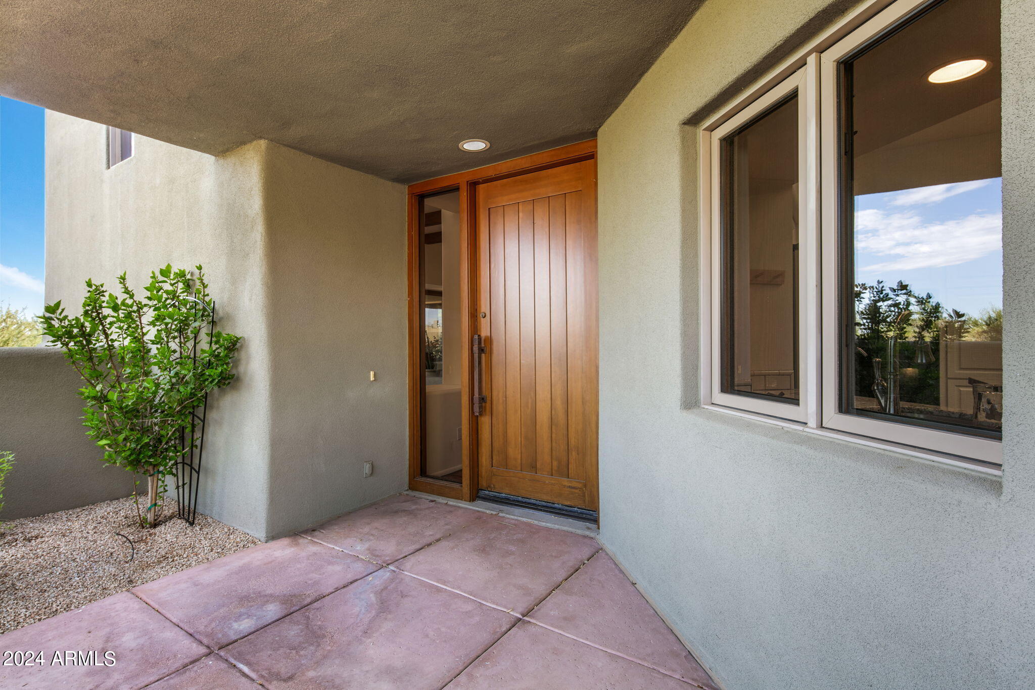 10095 E GRAYTHORN Drive