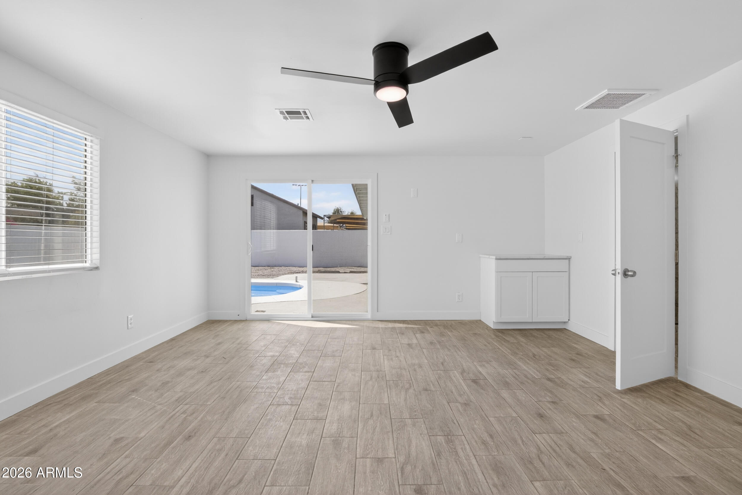 MARYVALE TERRACE NO. 36 - Residential