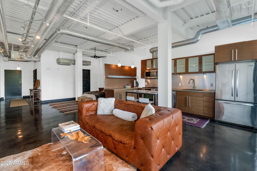 Photo of 4020 N Scottsdale Road #3010, Scottsdale, AZ 85251 (MLS # 6947657)