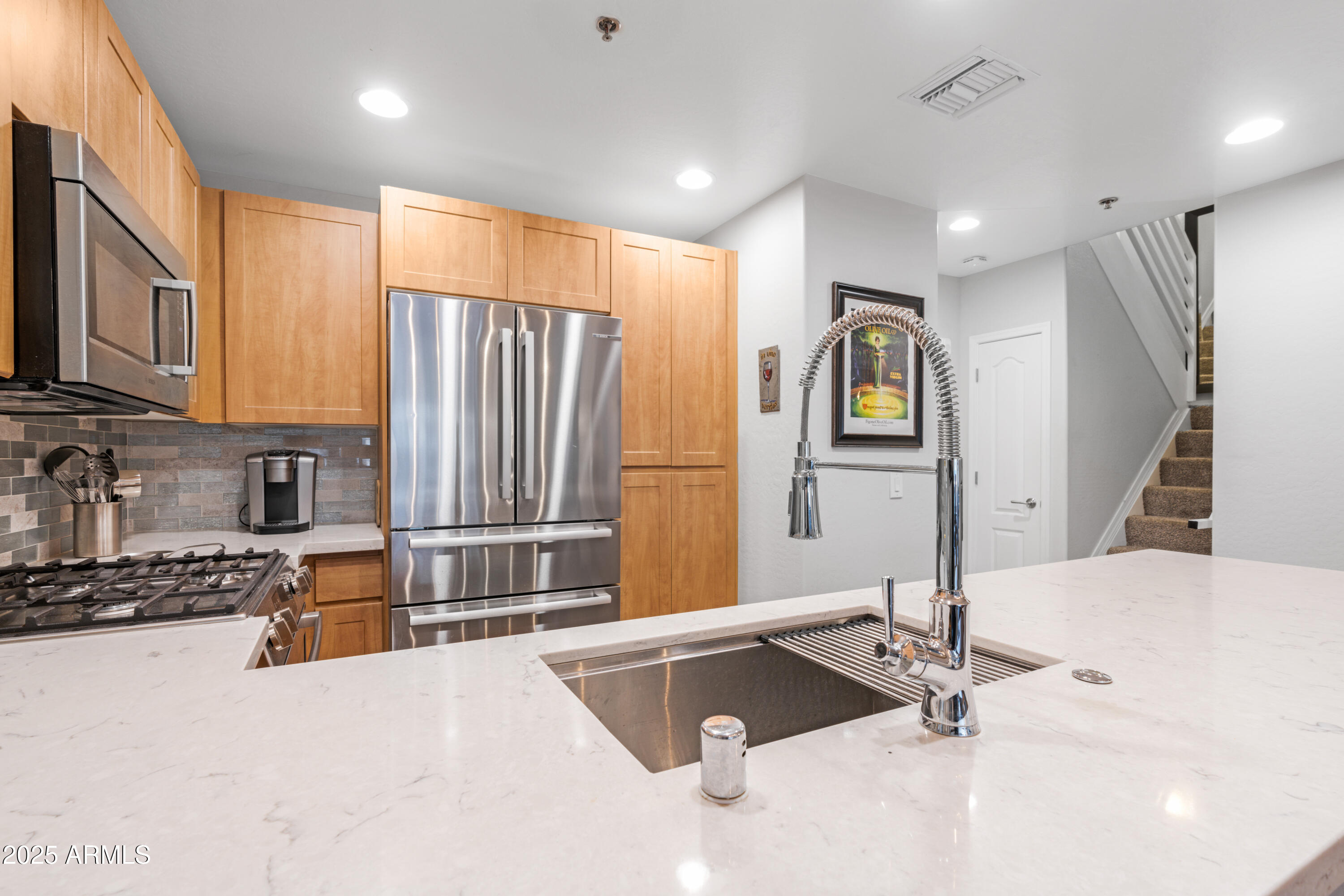 16 W ENCANTO Boulevard 609