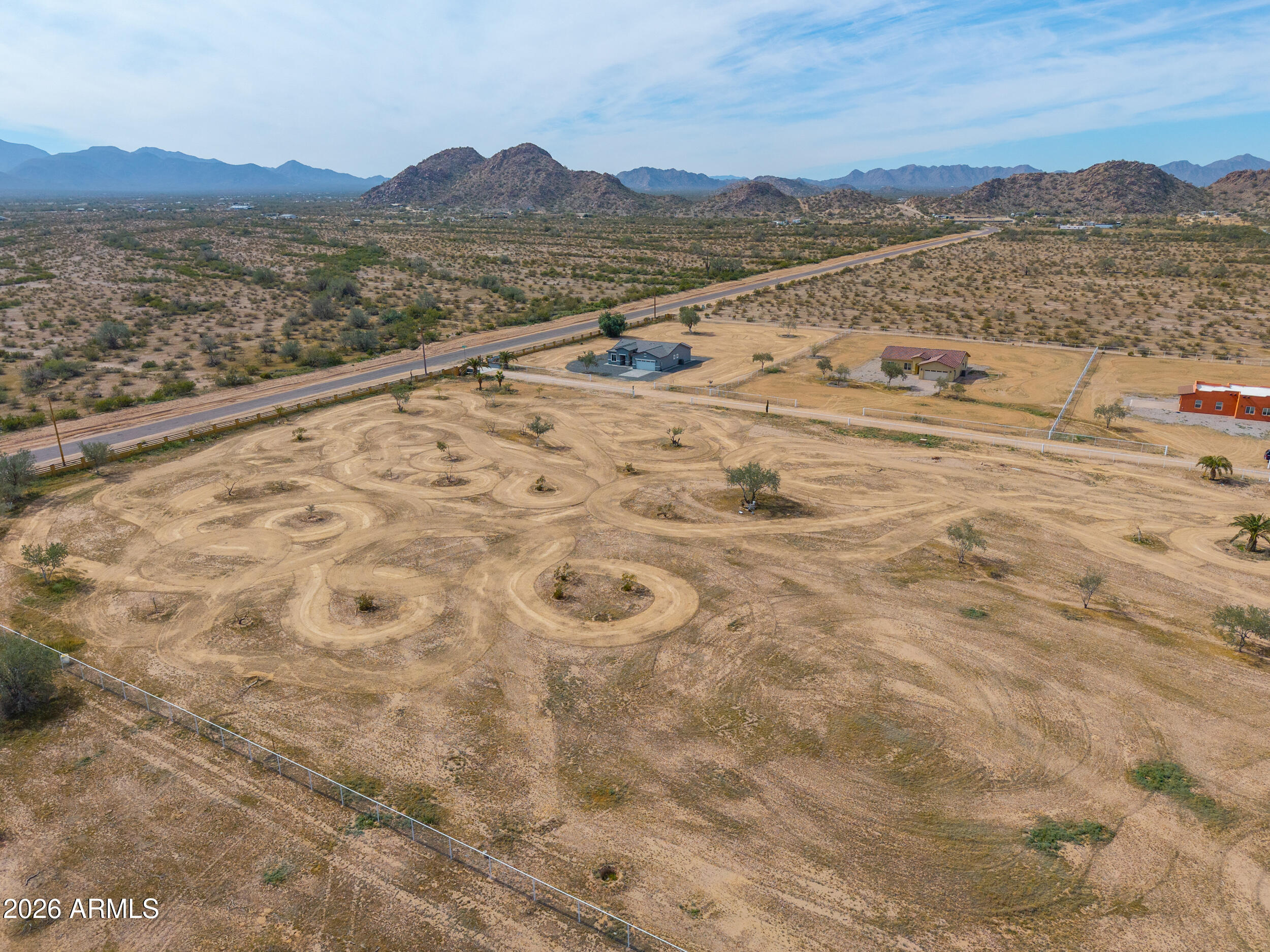 000 W Pettoshas Drive -