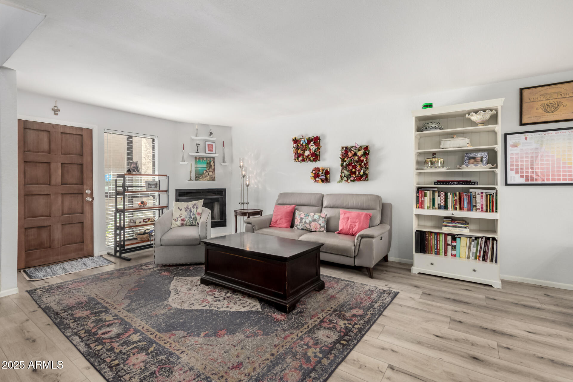 1401 E Puget Avenue 4