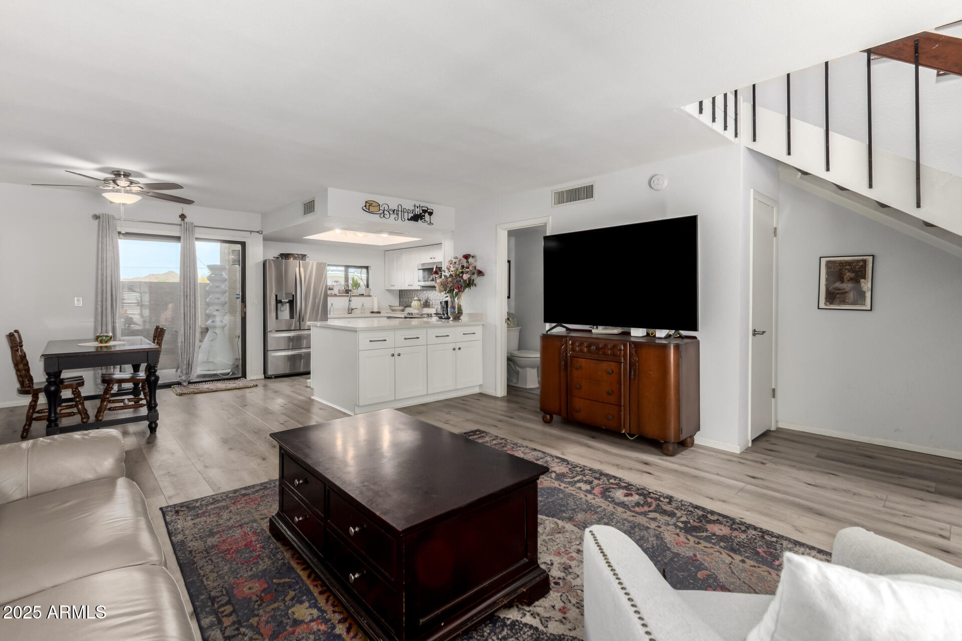 1401 E Puget Avenue 4