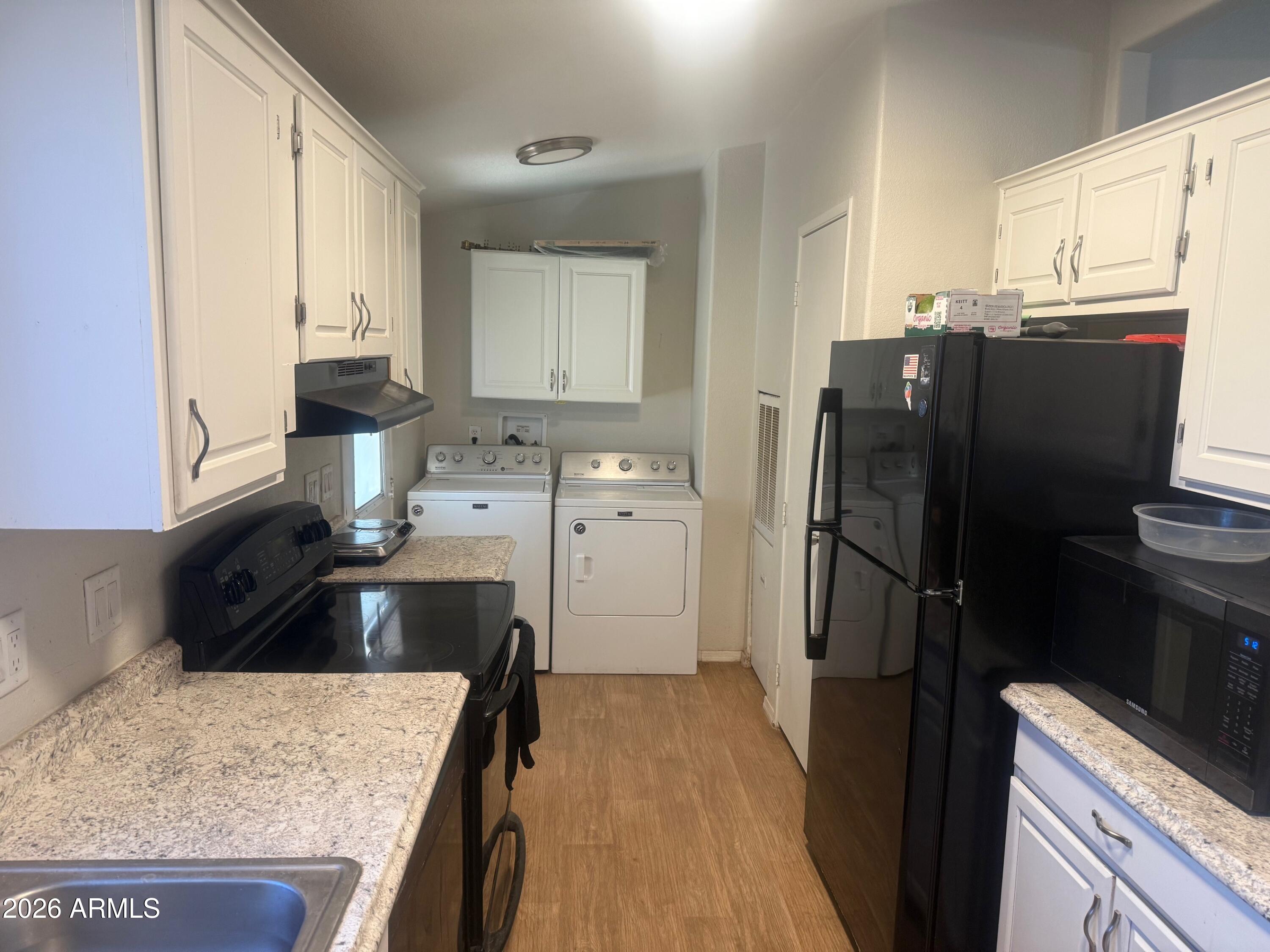 41 N MULBERRY Street