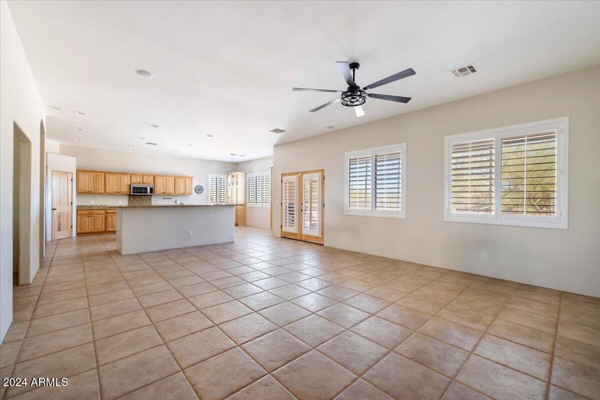 14428 E MONUMENT Drive