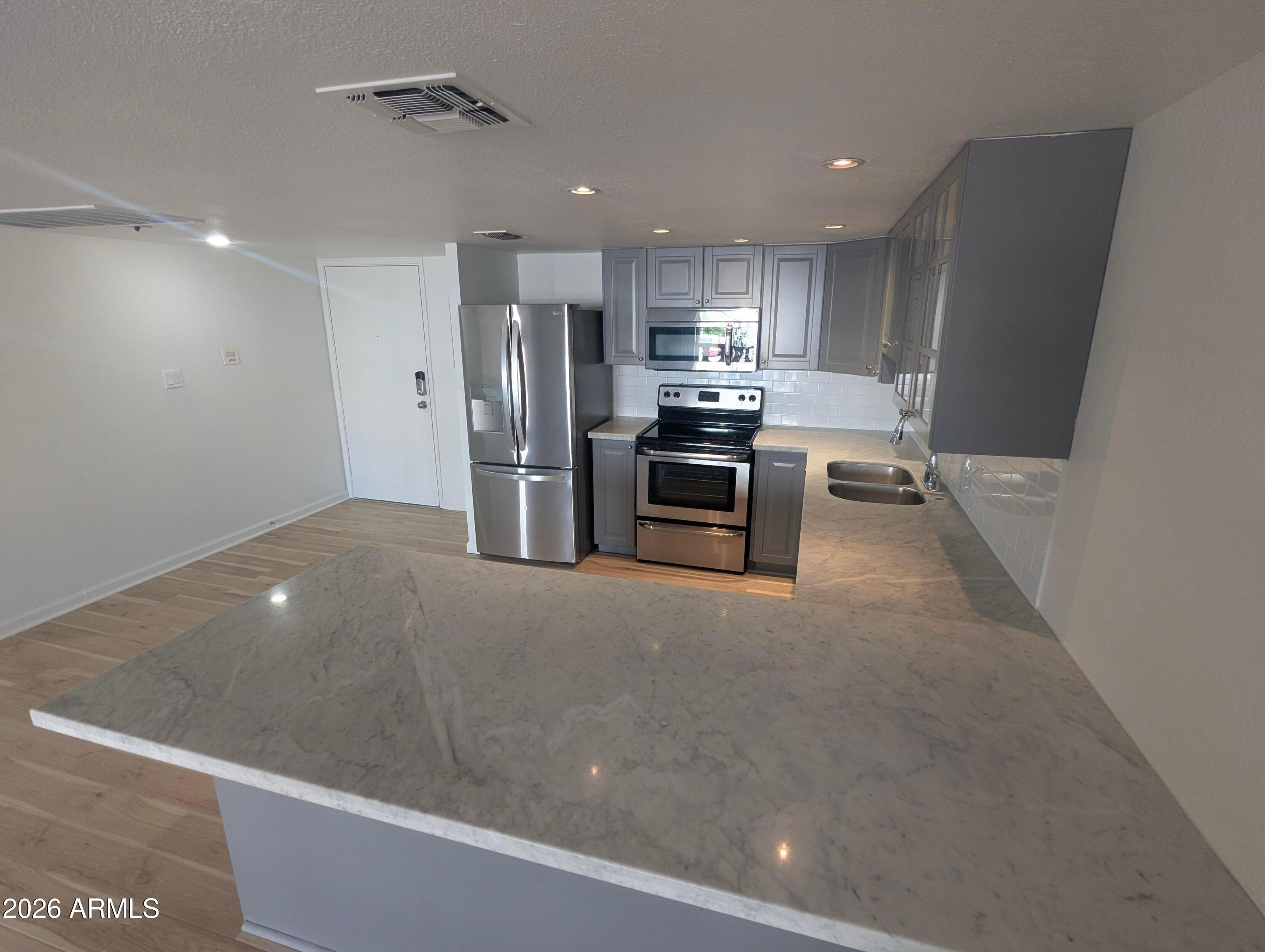 7910 E Camelback Road Unit 211