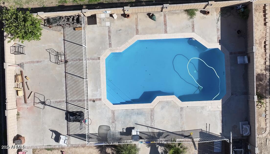 1206 W PINKLEY Avenue