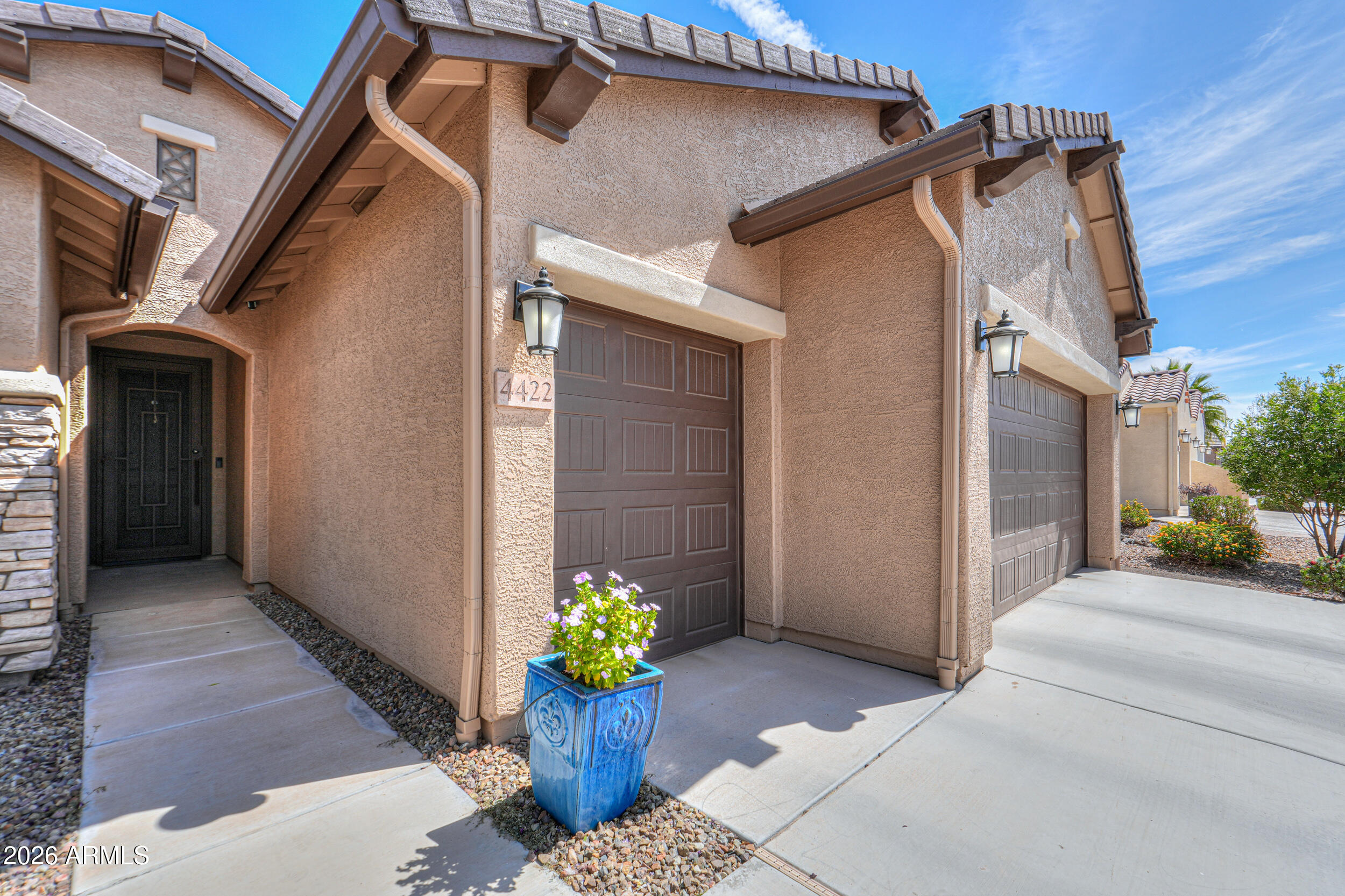 4422 W BOX CANYON Drive