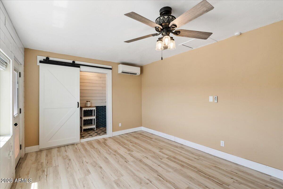 DIAMOND VALLEY ! - Residential