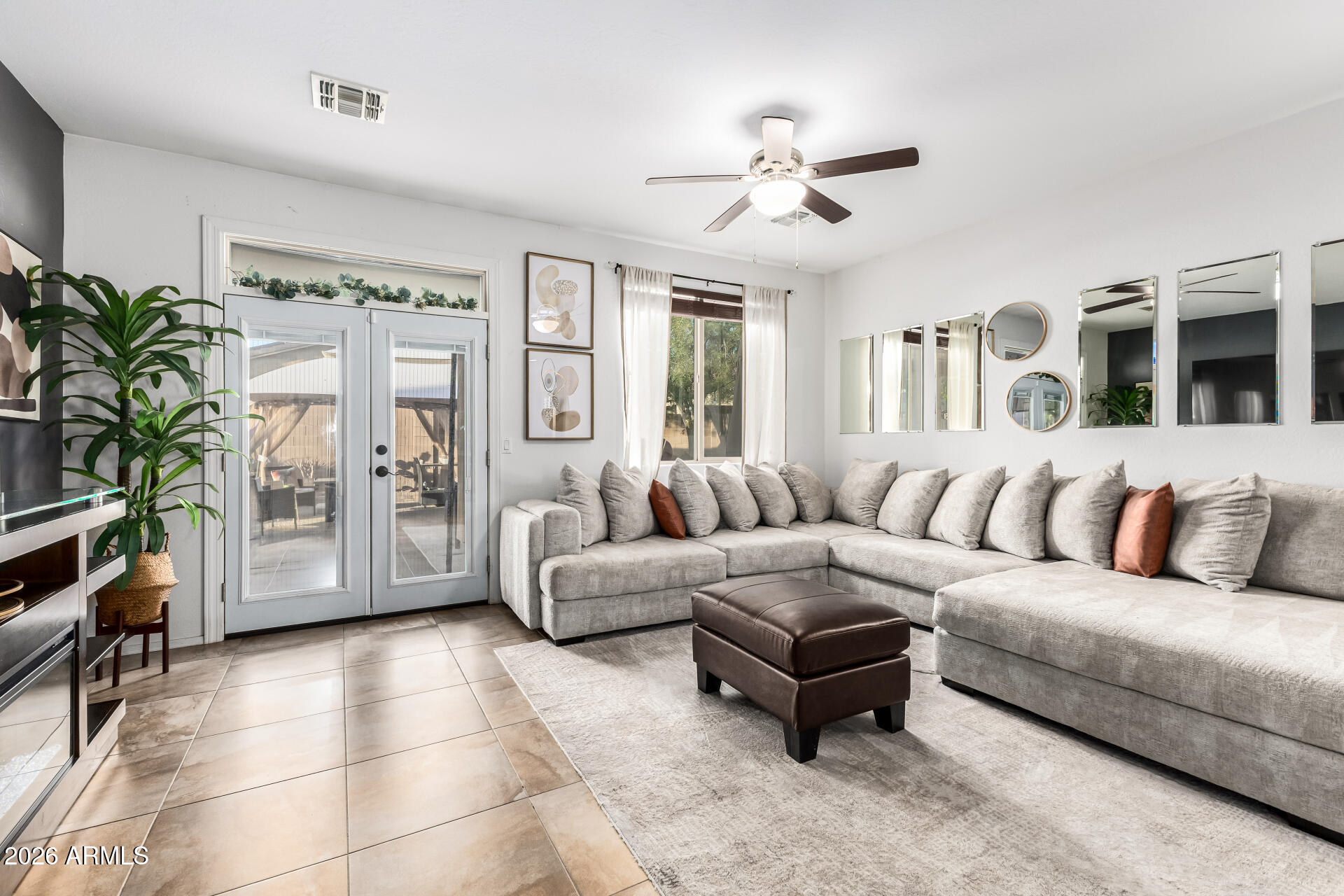 17358 W ADAMS Street