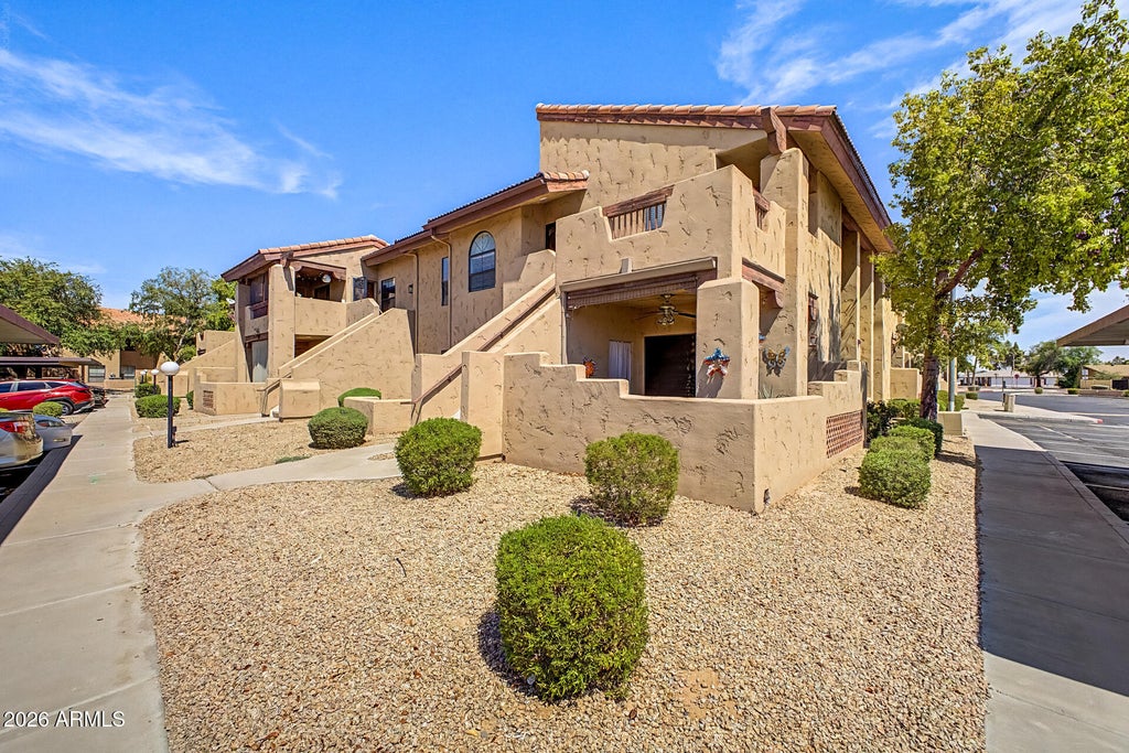 Photo of 1351 N Pleasant Drive #2049, Chandler, AZ 85225 (MLS # 7070245)