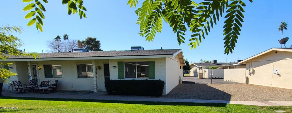 Photo of 9245 N 111th Avenue, Sun City, AZ 85351 (MLS # 6970477)