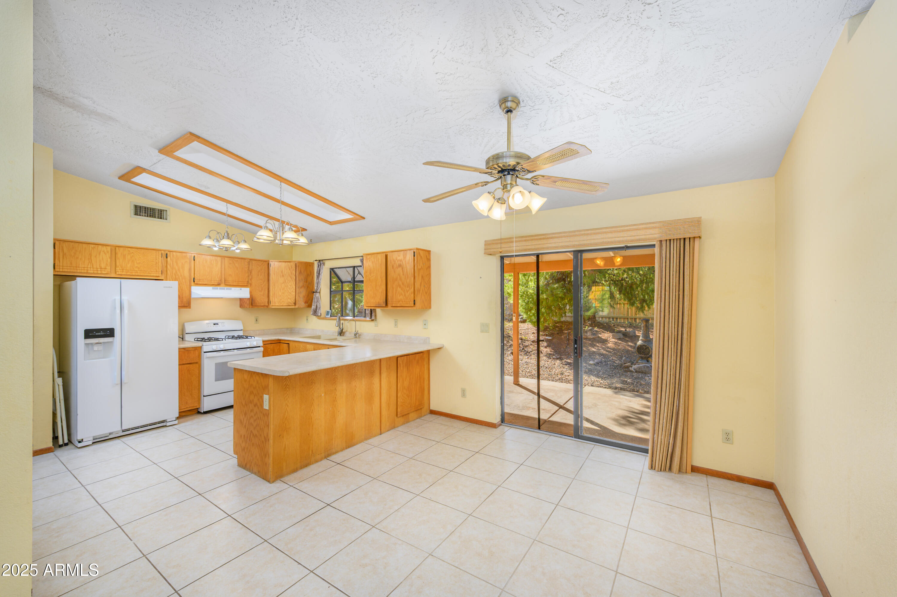 1102 S IRONWOOD Circle