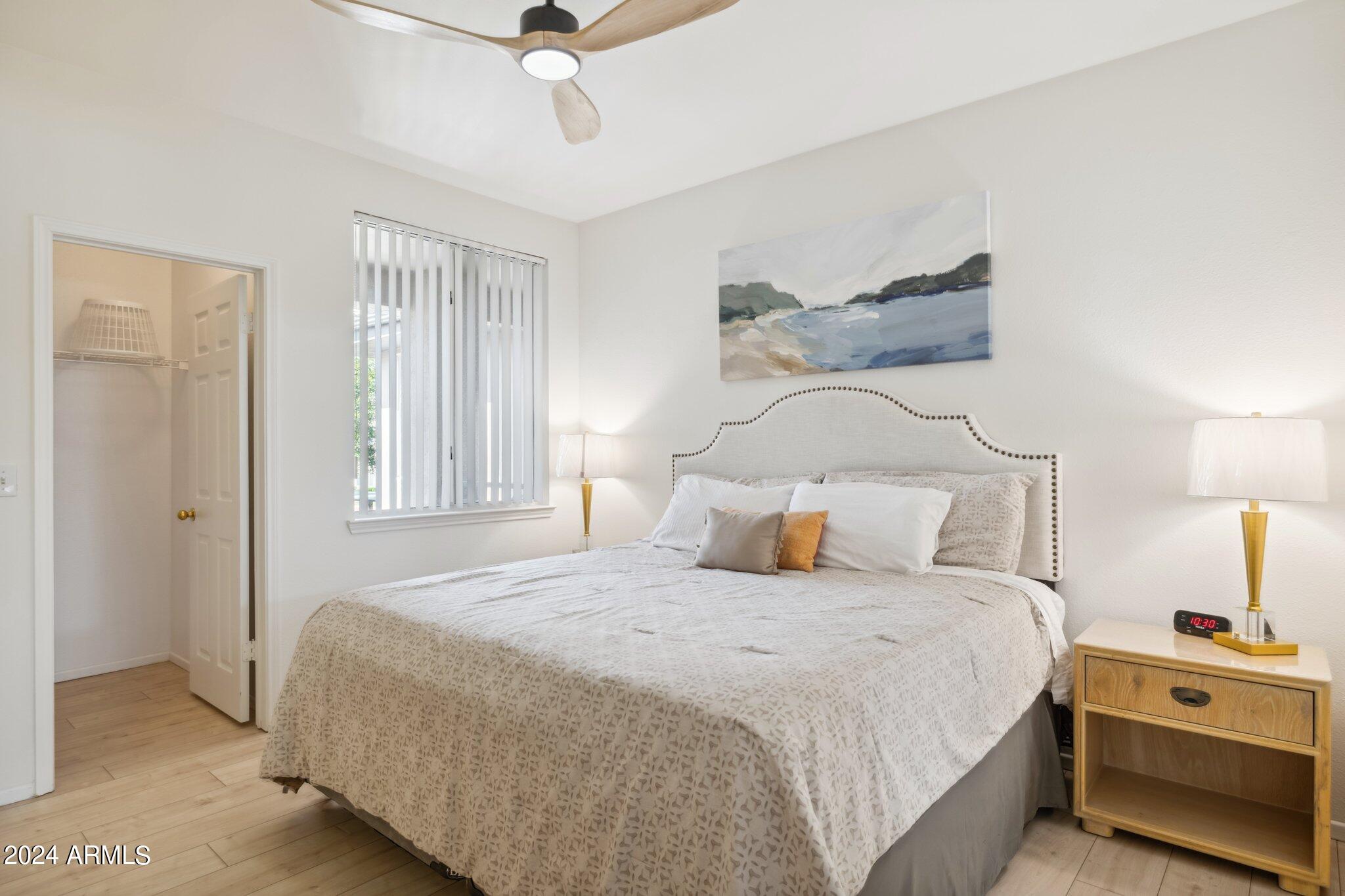 7009 E ACOMA Drive 2165