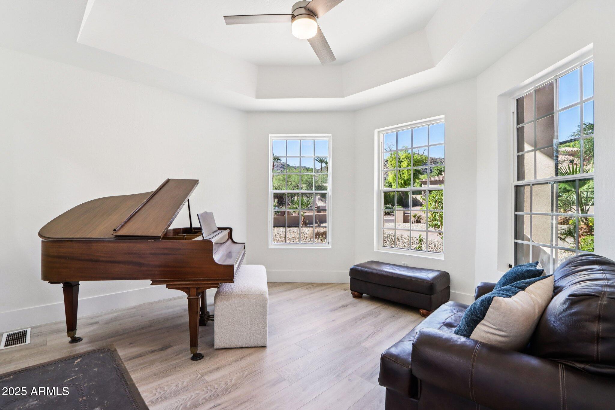 12015 S TUZIGOOT Drive