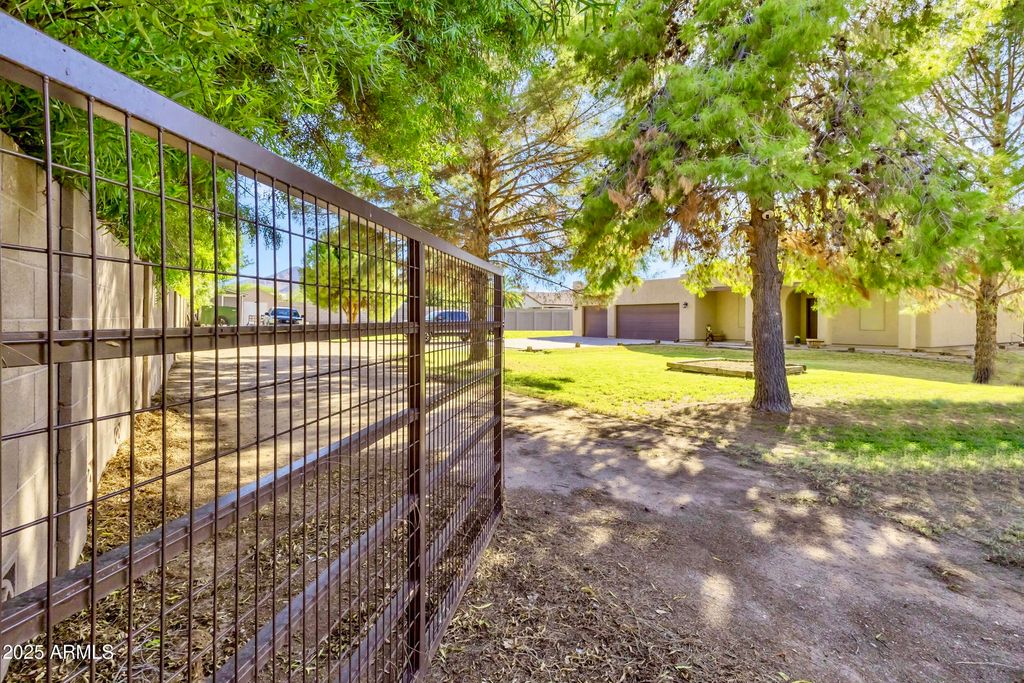 Photo of 25722 S 179th Street, Queen Creek, AZ 85142 (MLS # 6982659)