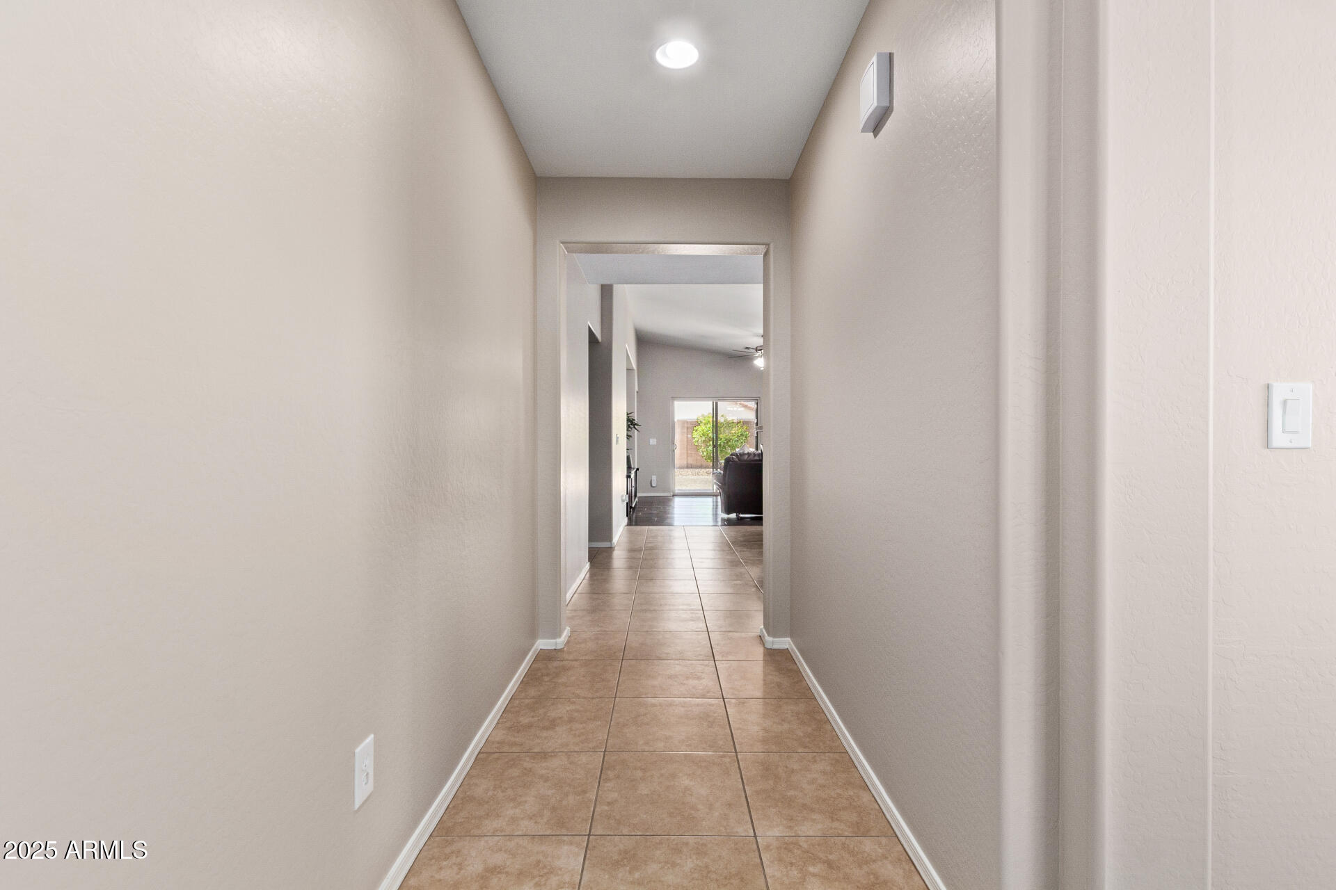 2053 E SADDLEBROOK Court