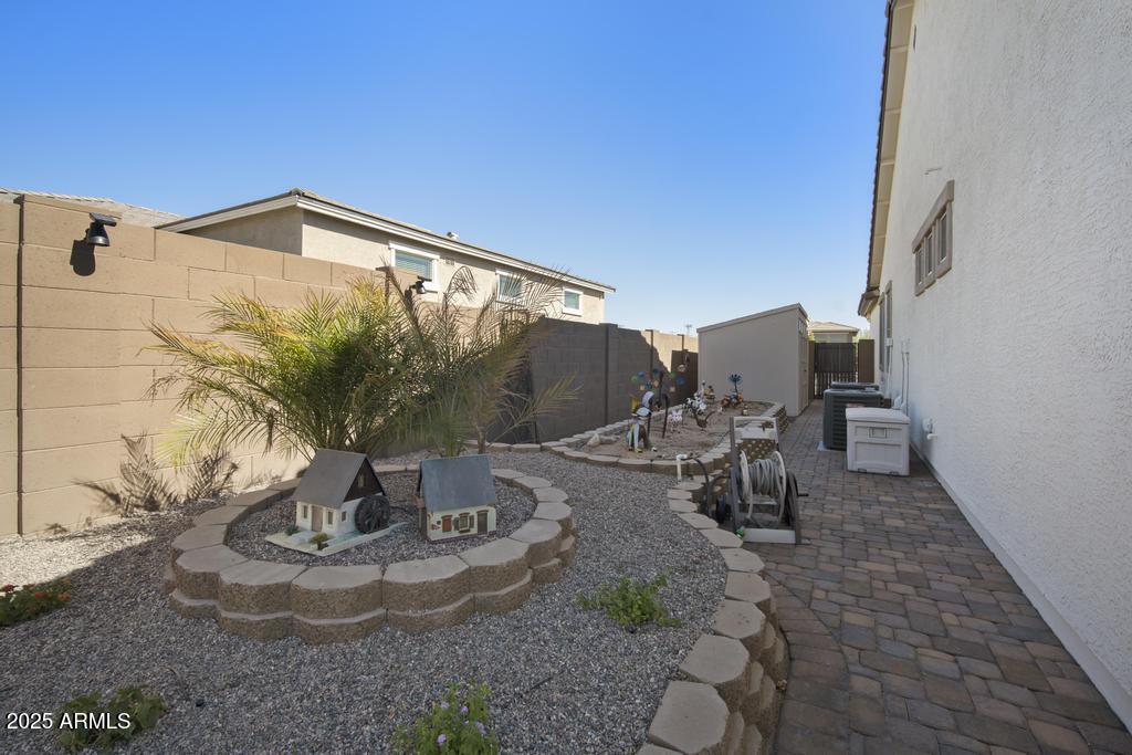 FALCON VIEW - Residential