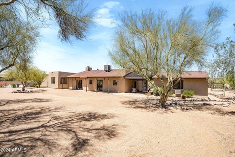 A home in Cave Creek