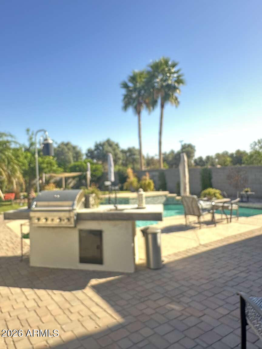 2576 E BROOKS Street