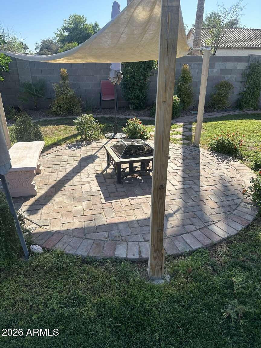 2576 E BROOKS Street